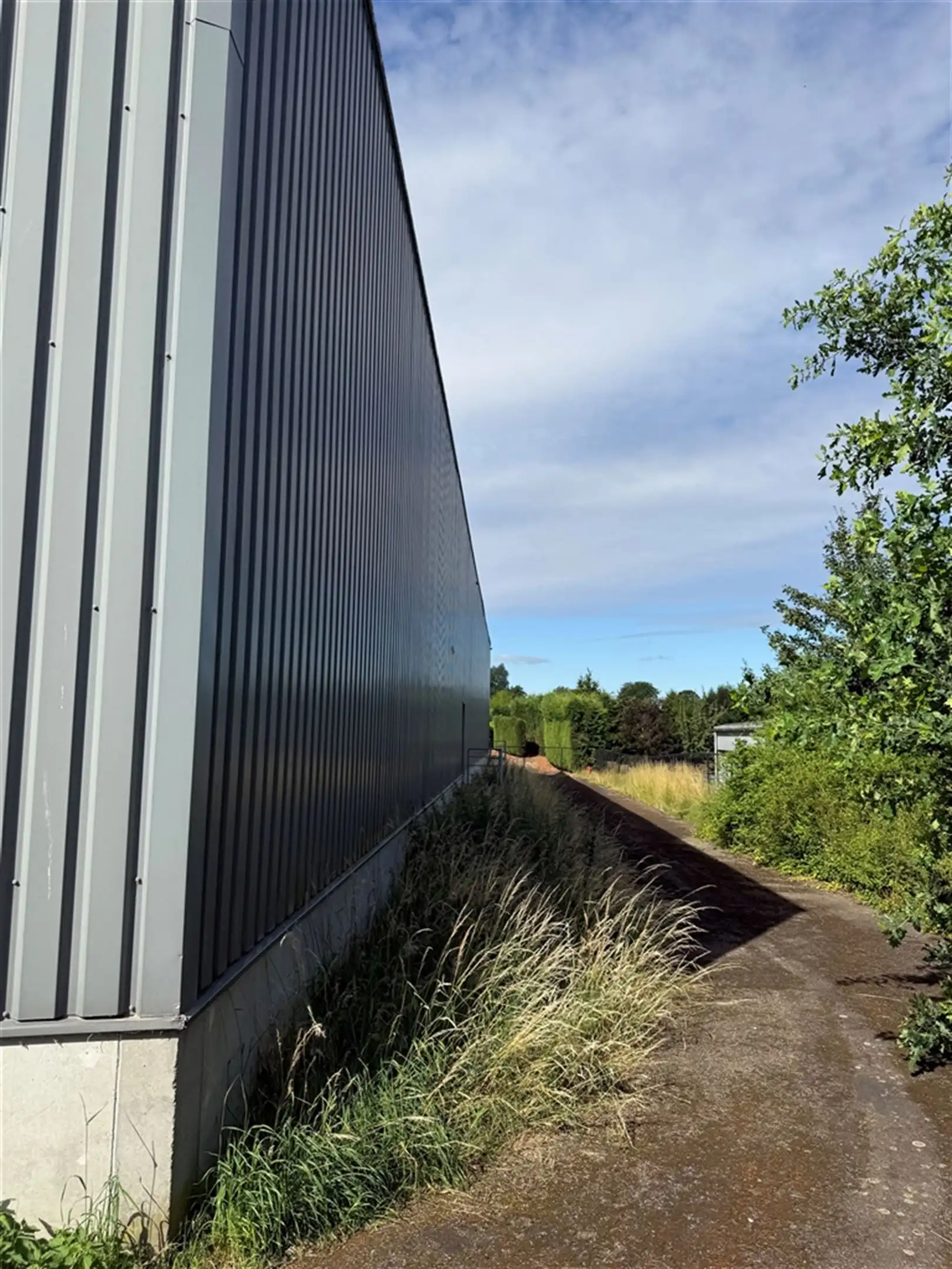 Polyvalent bedrijfsgebouw foto 5