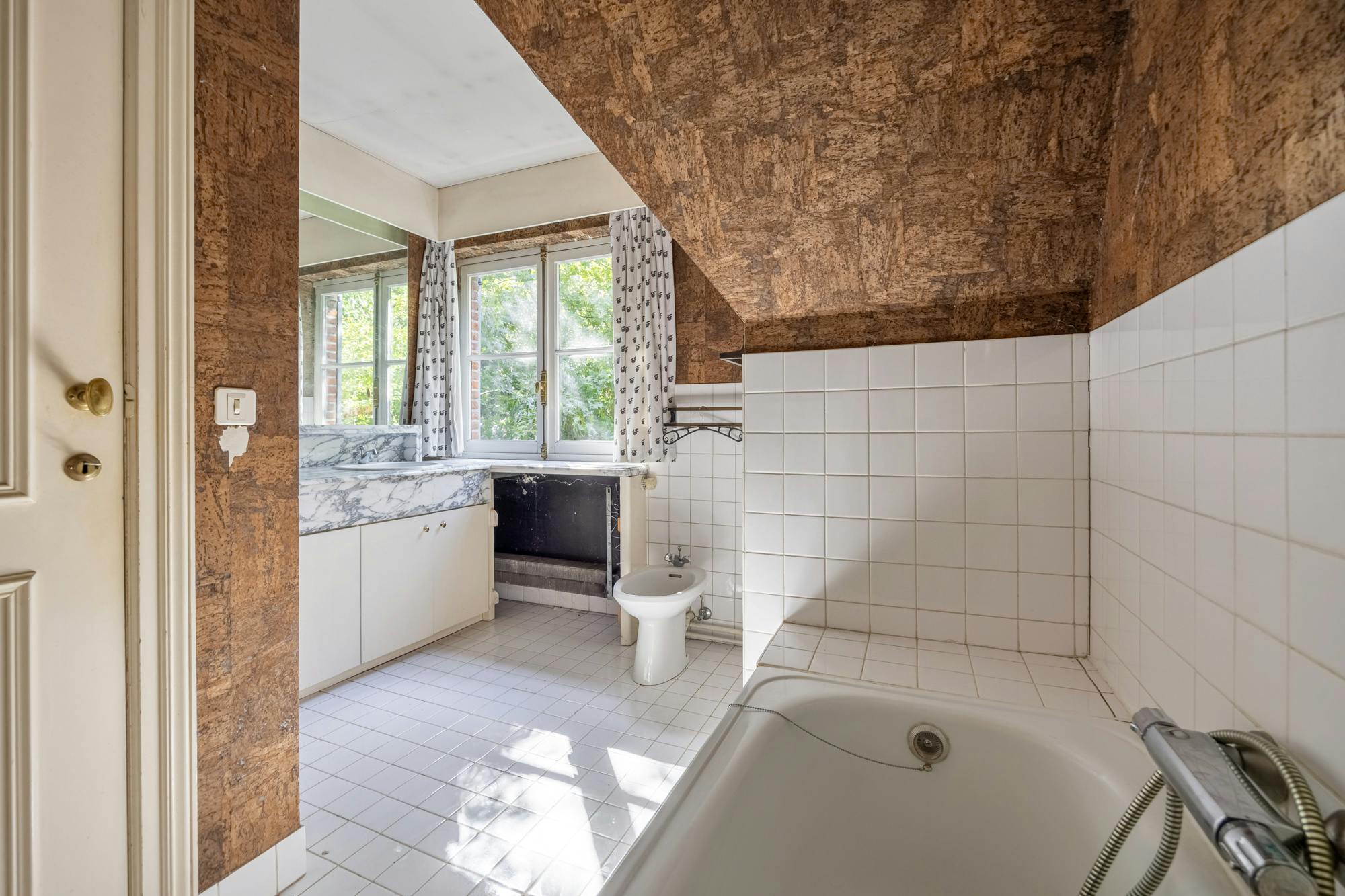 Ruime villa met 7 slaapkamers gelegen in het groen op 13 are foto 23