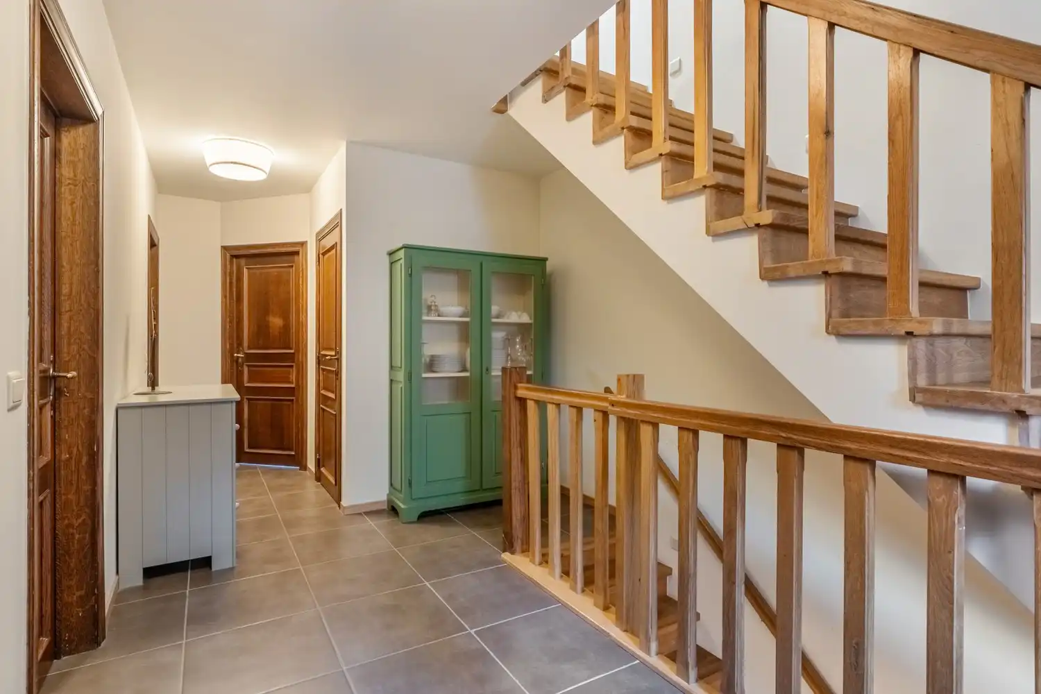 Goed gelegen, halfopen en energiezuinige woning met 3 slaapkamers, een bureau en een oprit met een garage te Kessel-Lo! foto 20