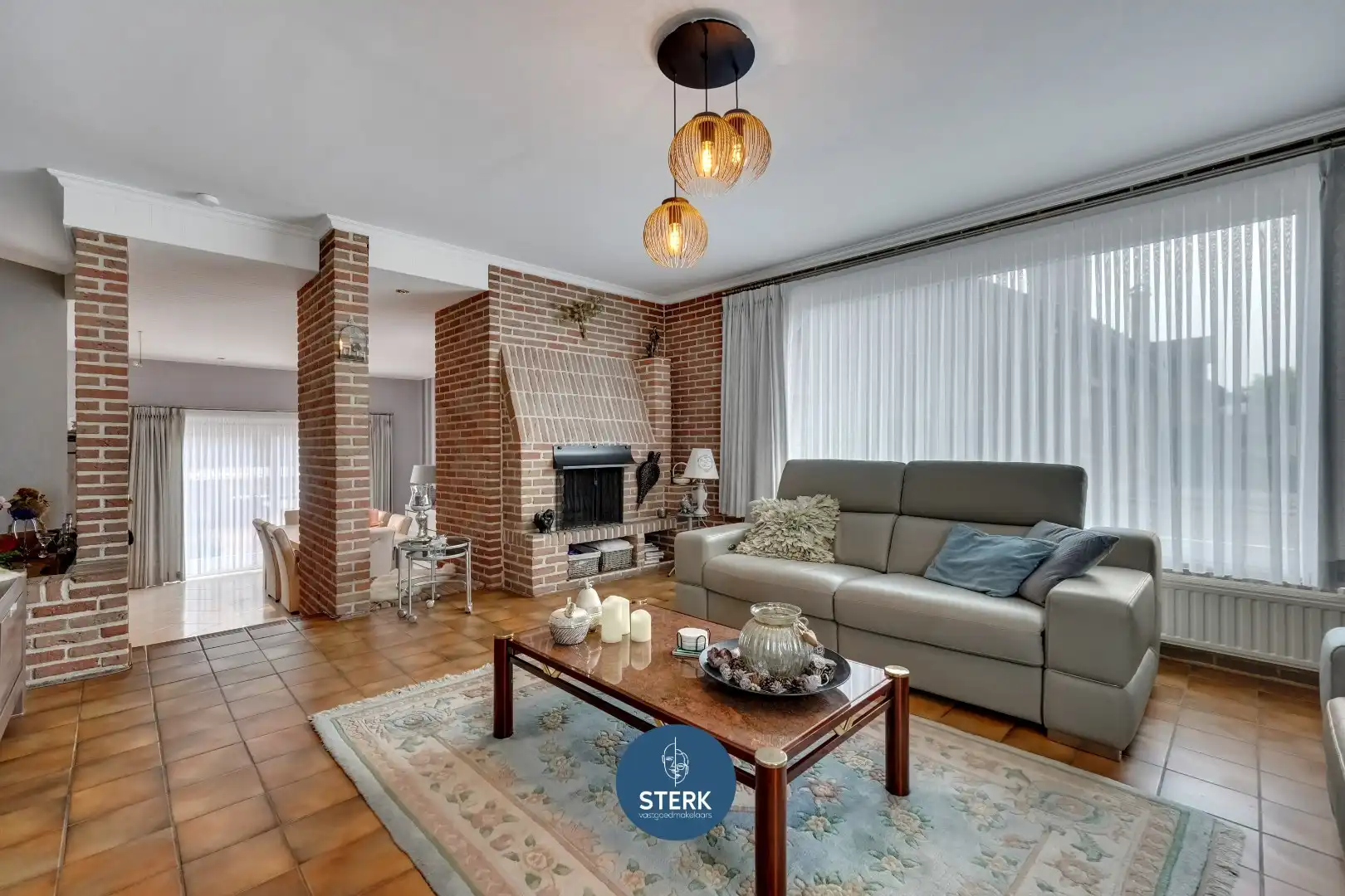 GEZINSWONING MET EEN BEWOONBARE OPP. VAN 311 M² TE VELDWEZELT-LANAKEN !  foto 6