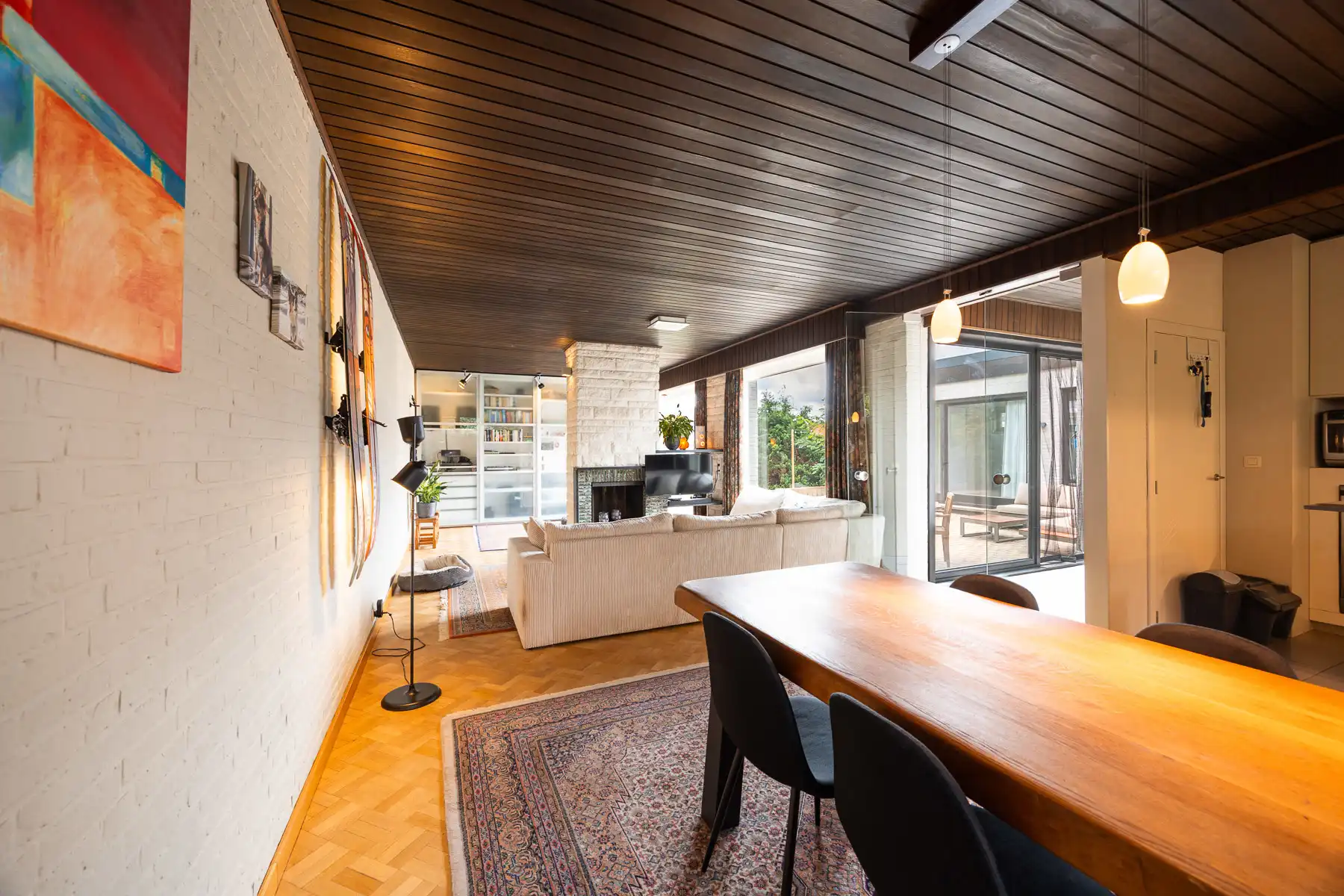 Lichtrijke, gelijkvloerse woning op ruim perceel foto 5