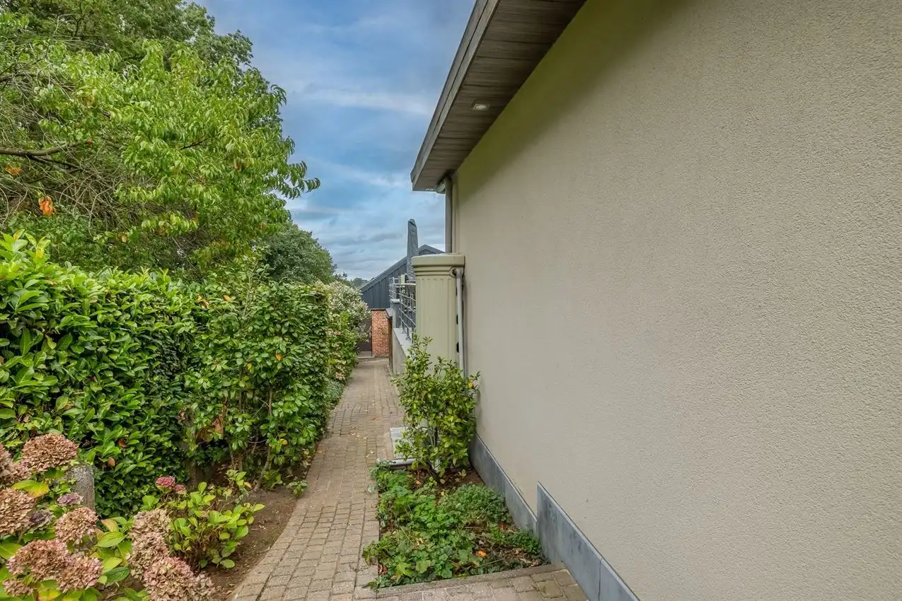 Wonen in het groen, heerlijke terrassen,  prachtige zichten foto 42