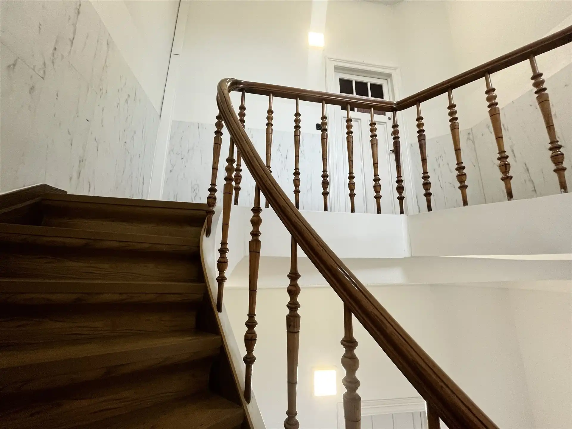 Rustig gelegen 1 slaapkamer appartement in residentiële wijk! foto 11