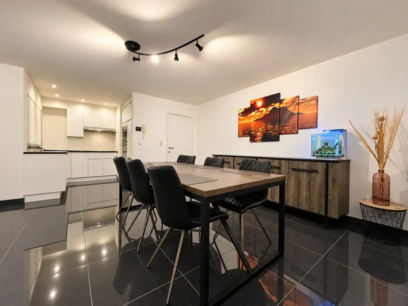 Beselare – Instapklaar appartement met 2 slaapkamers en zonnig terras foto 5