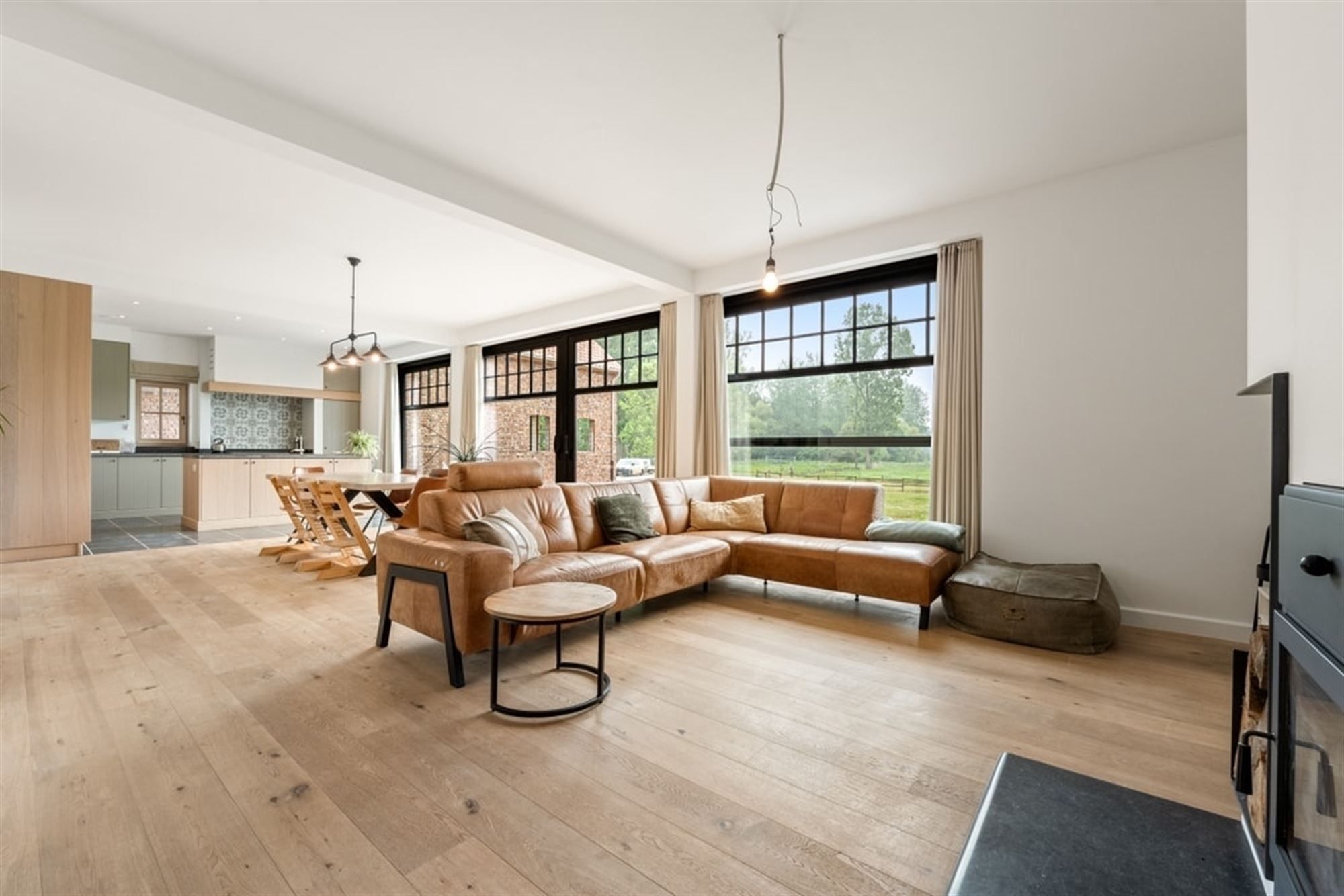 UNIEKE LANDELIJKE GEZINSWONING MET BIJBOUW VAN 320M² OP PRACHTIG PERCEEL  foto 15