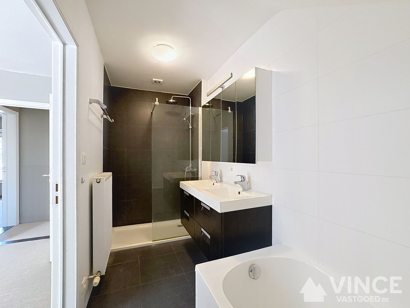 Leuke woning in een rustige straat foto 16