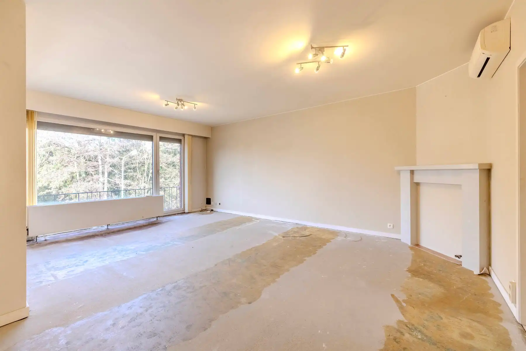 Op te knappen app met 2 slpk in hartje Nijlen foto 14