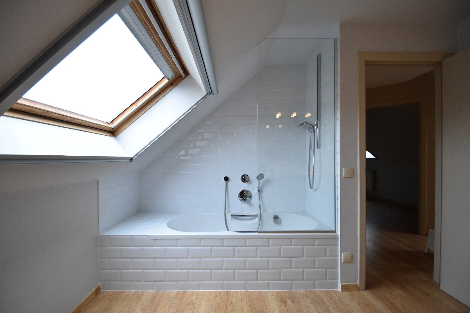 Alleenstaande woning op top locatie in residentiële wijk " De Noordhoek" foto 22