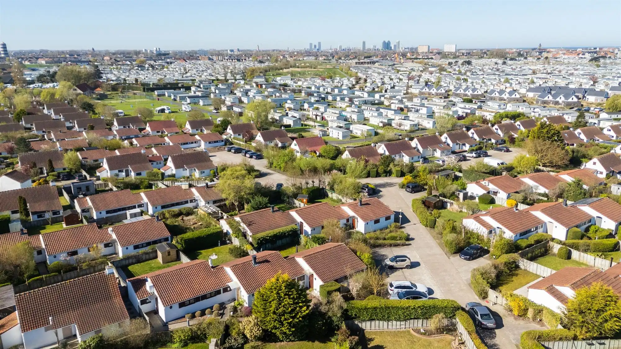 Leuke vakantiewoning met parking in park! foto 20