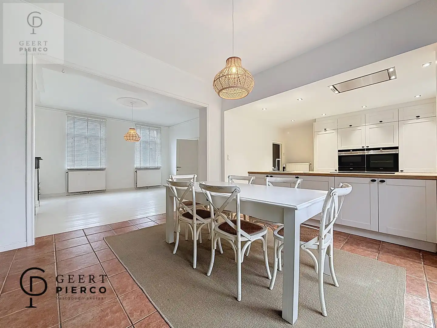 Knappe woning die meteen aanvoelt als thuiskomen foto 11