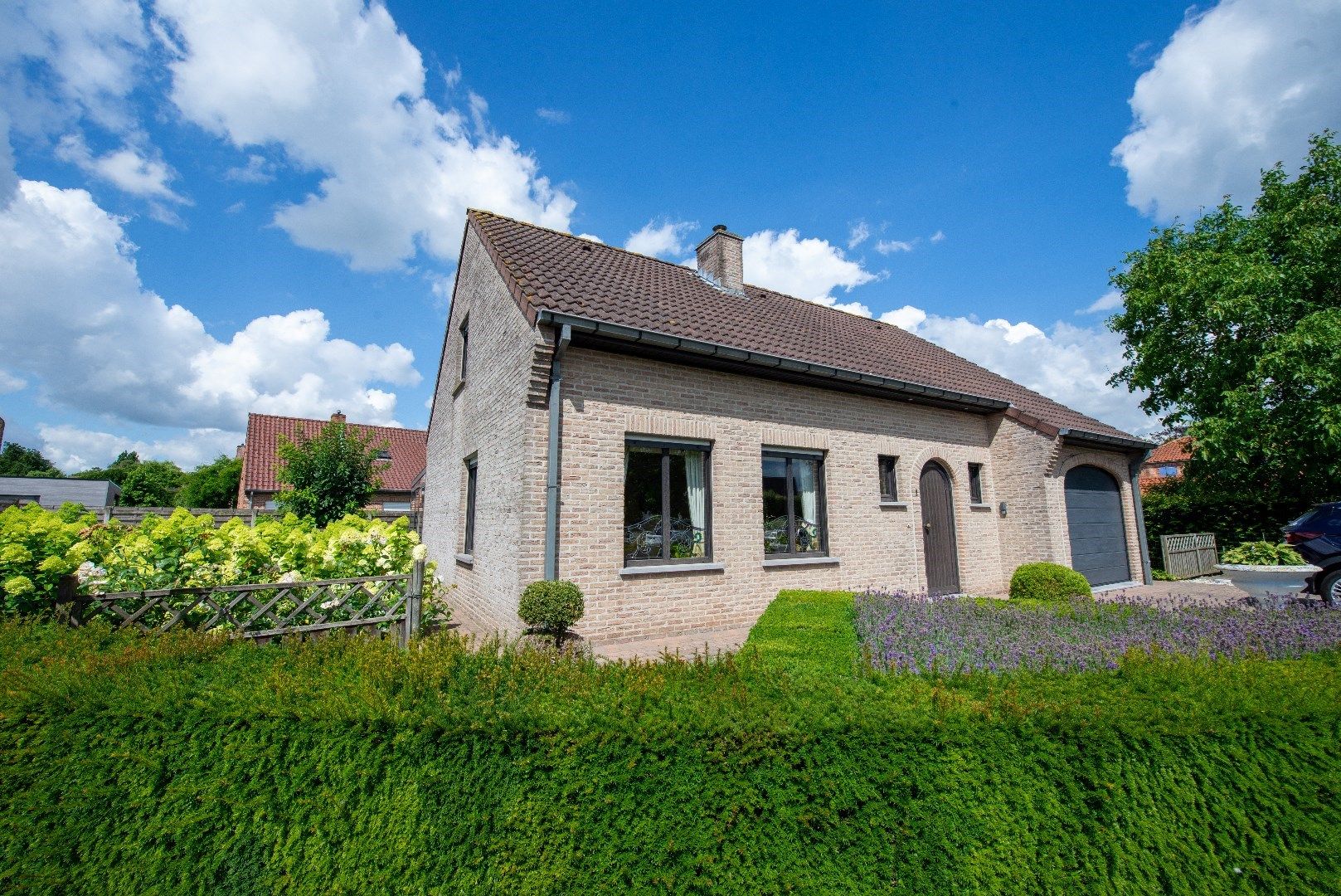 Verzorgde gelijkvloerswoning met 2 slaapkamers, garage, veranda en tuin foto 22