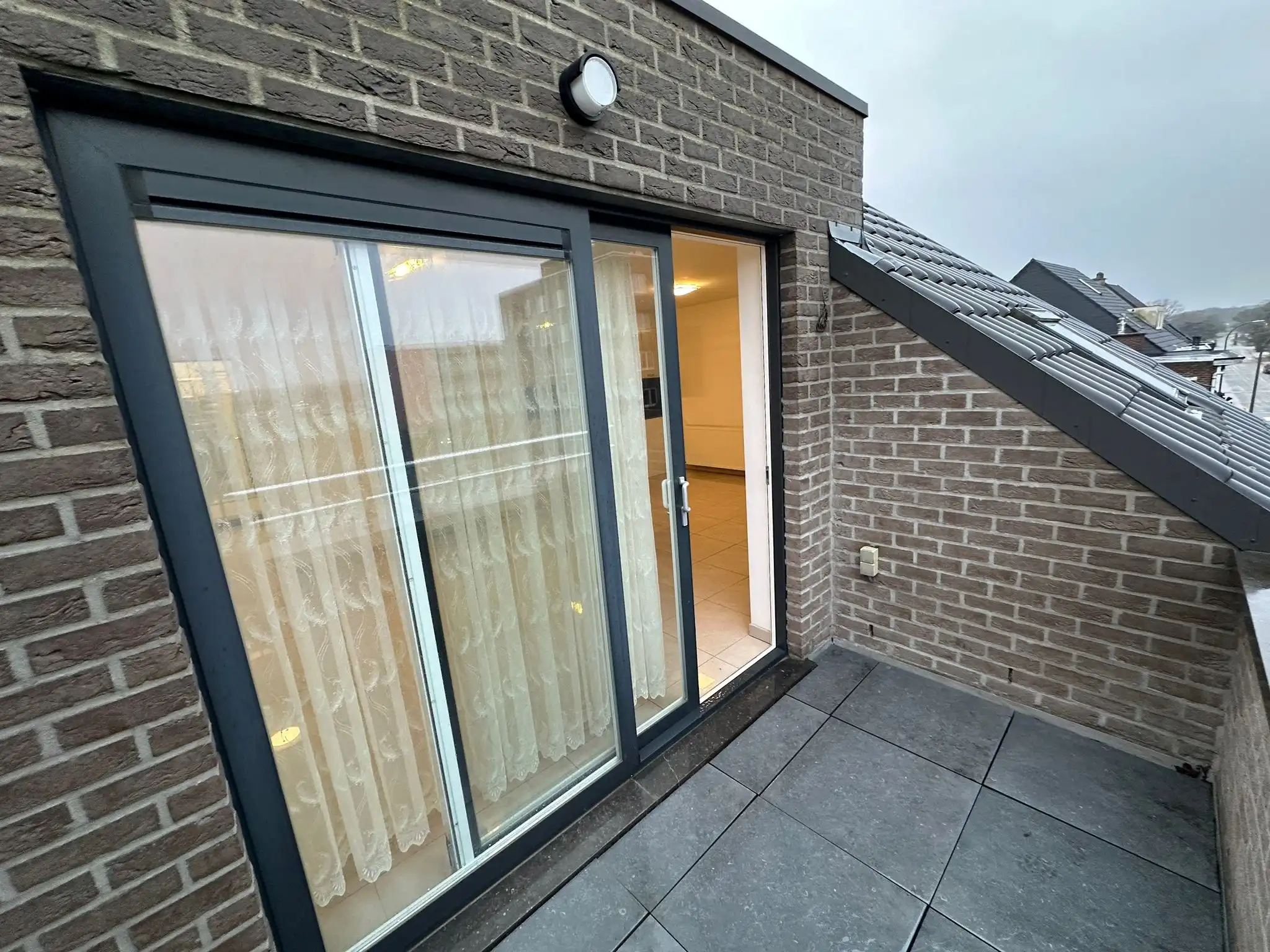 Dakappartement met 2 ruime slaapkamers te Eisden centrum foto 13