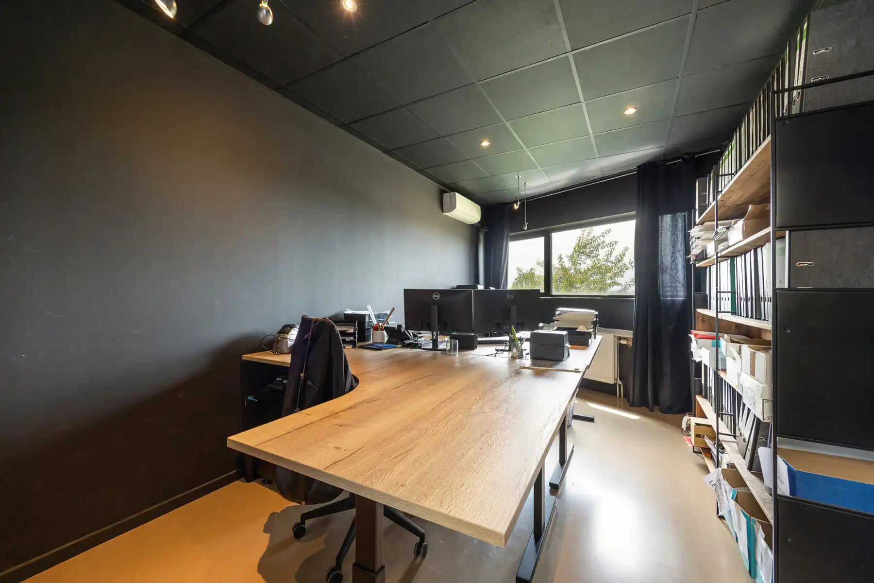 Woning met handelspand op een perceel van 1.497m². foto 15