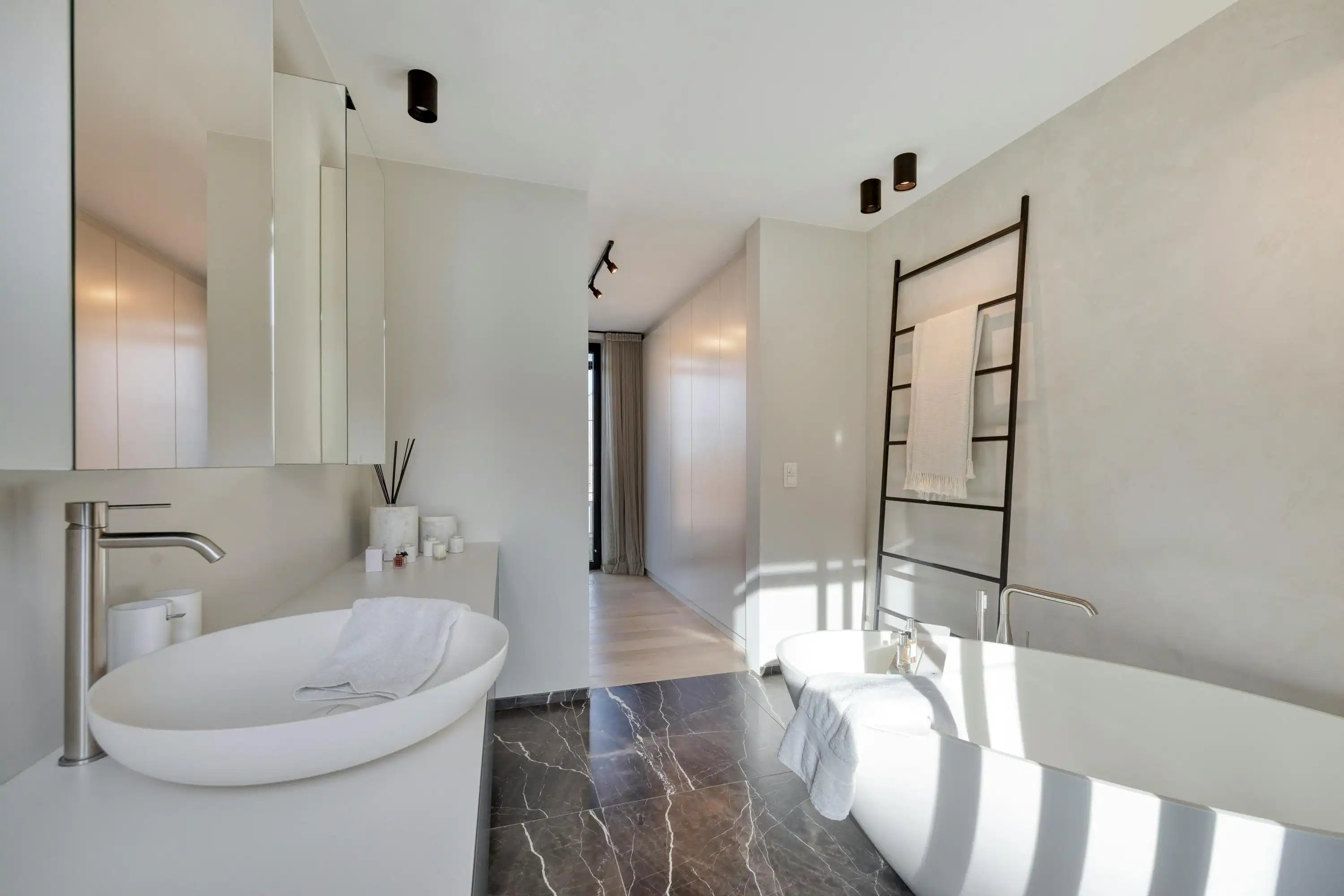 LUXUEUS APPARTEMENT OP TOPLOCATIE IN HASSELT foto 17