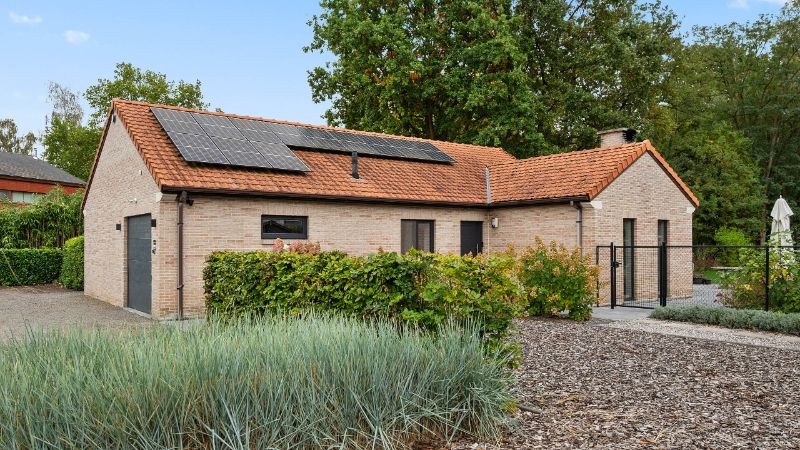 Landhuis alles gelijkvloers van 150m² op 19 are 58 ca foto {{pictureIndex}}