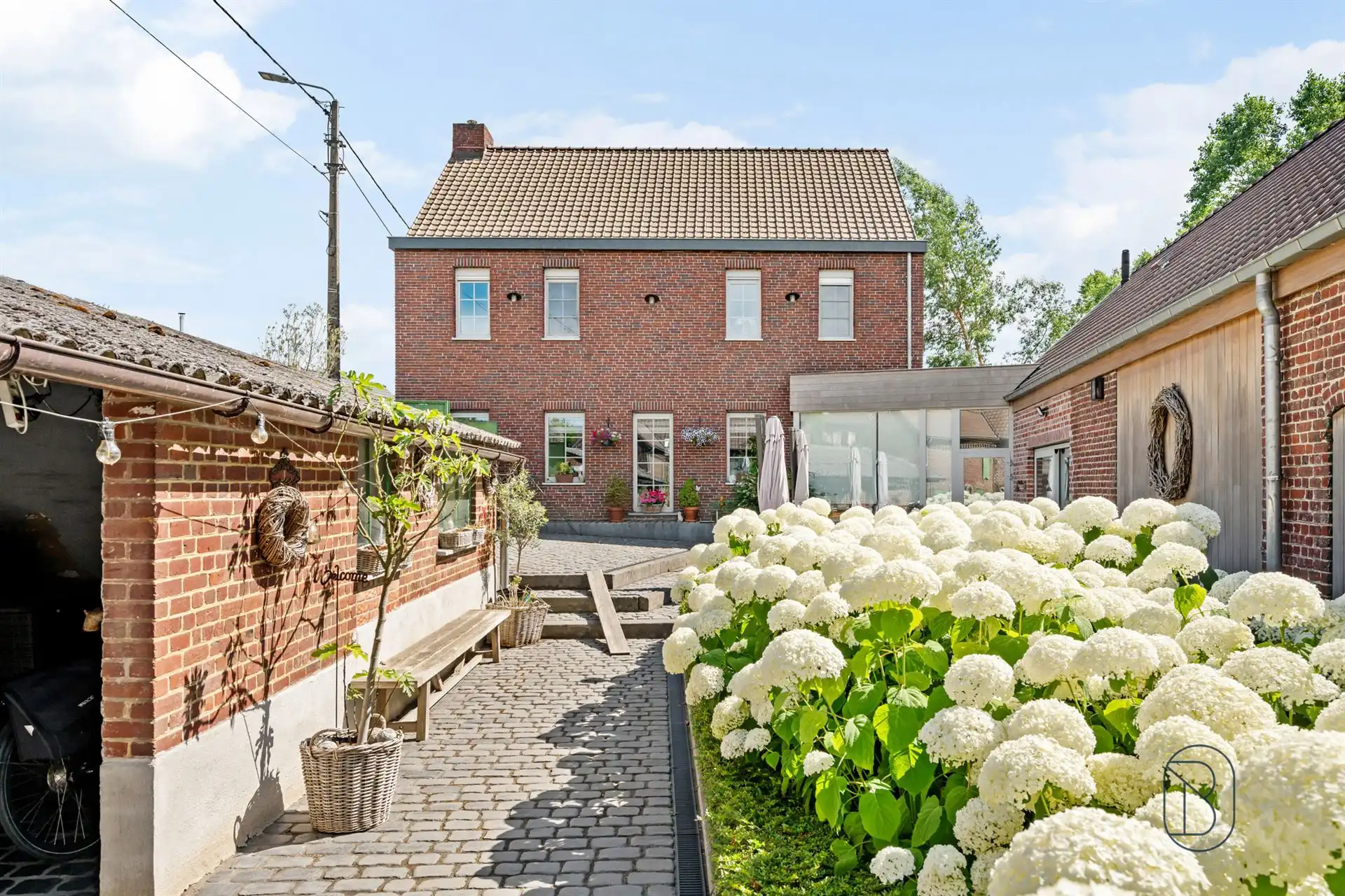 Charmante B&B met woonst, genietend van een prachtig zicht! foto 3
