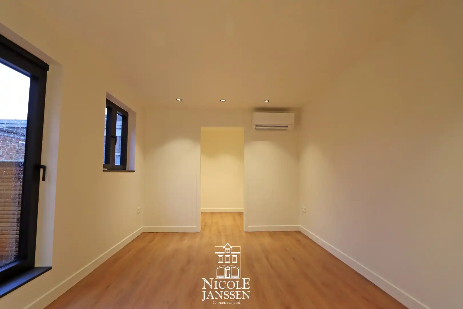 Vernieuwde charmewoning  foto 9