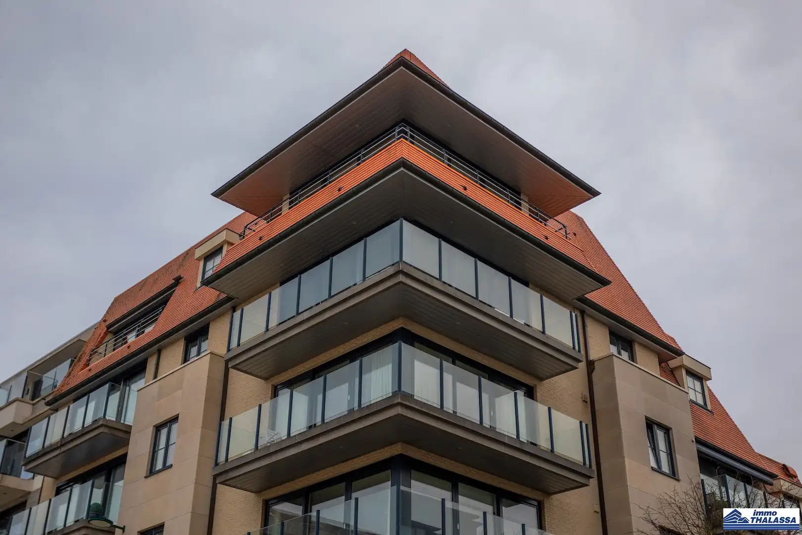Appartement aan de grote Markt in De Panne foto 3
