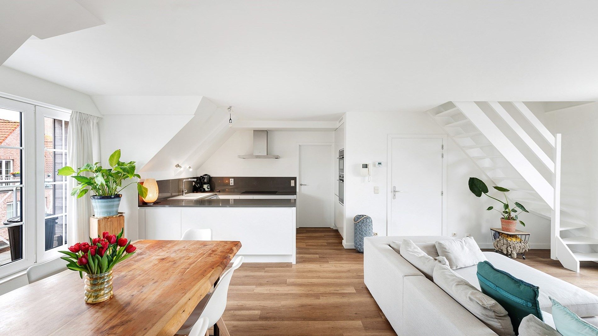 Ruim appartement (4 kamers) met groot zonneterras te Westkapelle foto 3