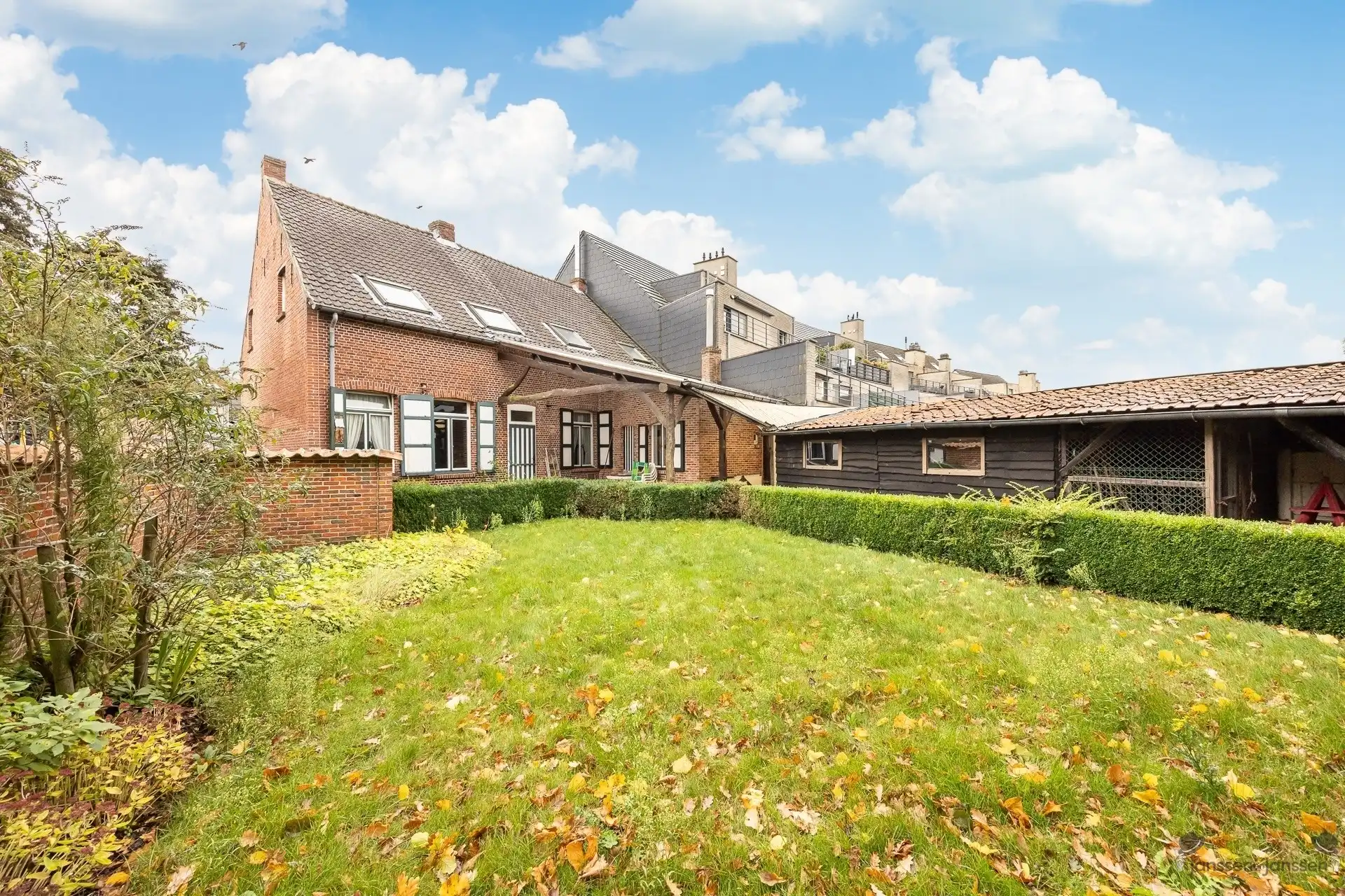 Authentieke woning met karakter in het hart van Sint-Lenaarts foto 25