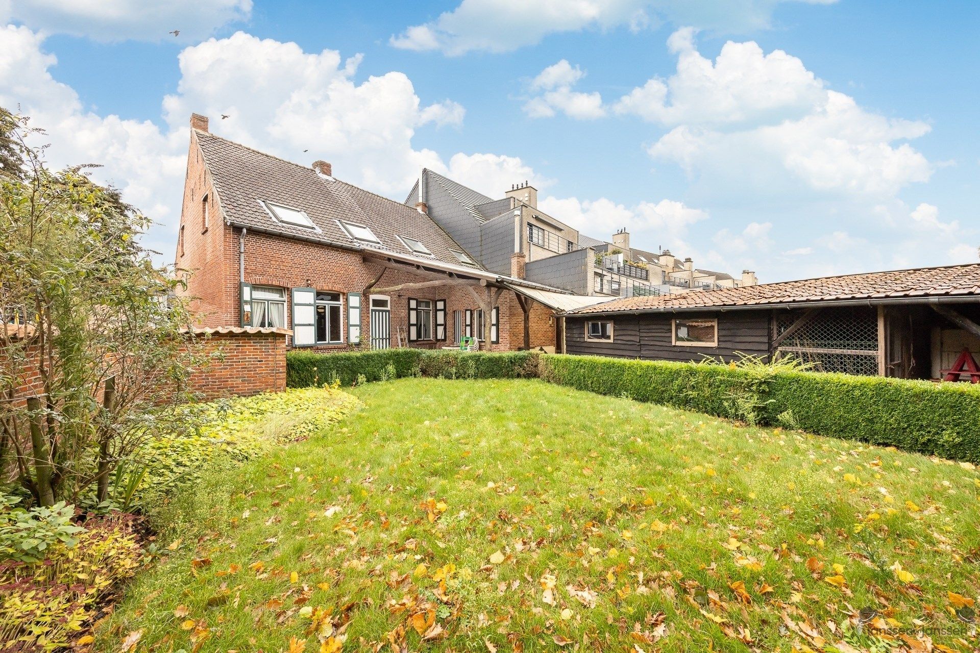 Authentieke woning met karakter in het hart van Sint-Lenaarts foto 25