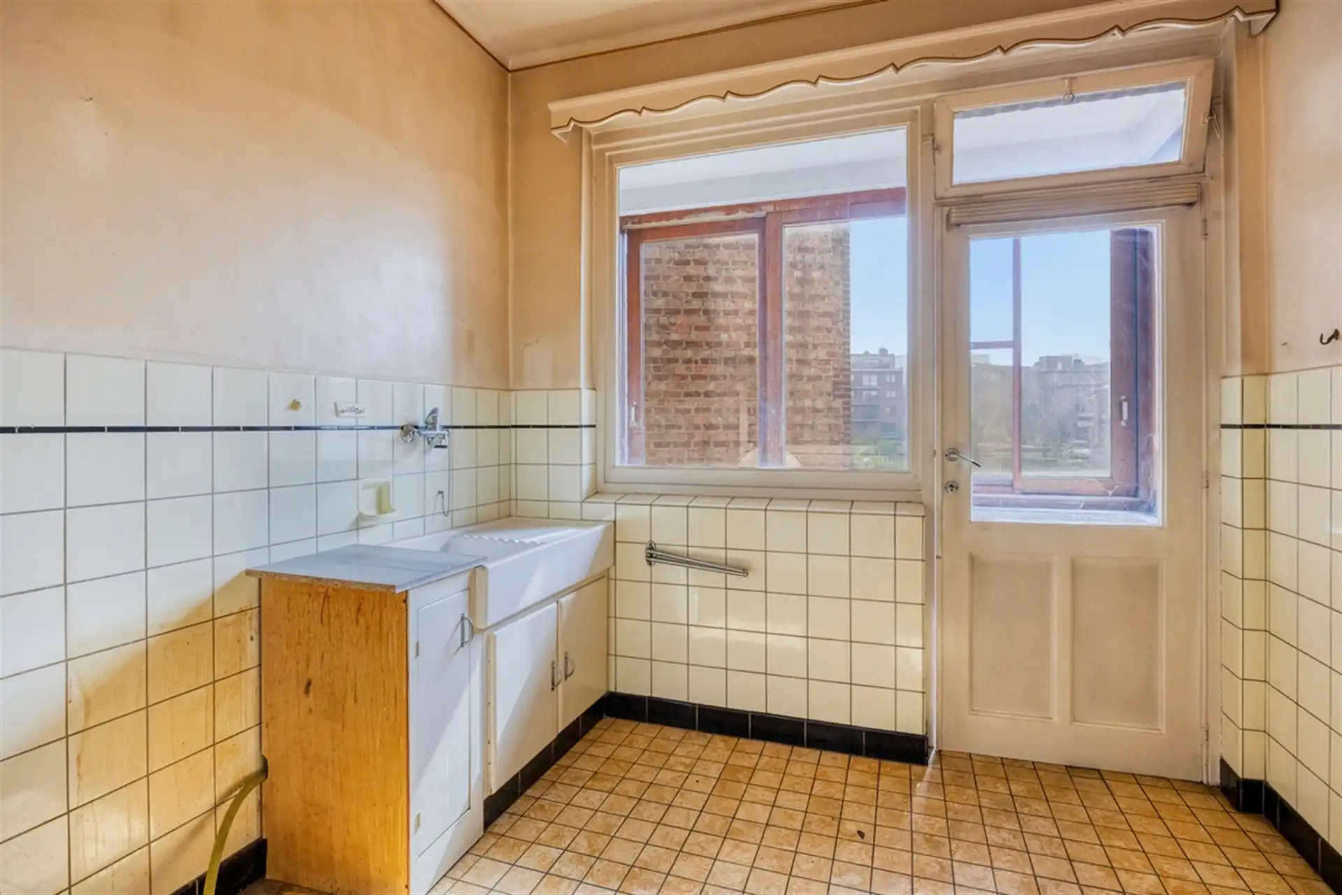 Te renoveren appartement met 2 kamers op centrale ligging in Wemmel foto 5