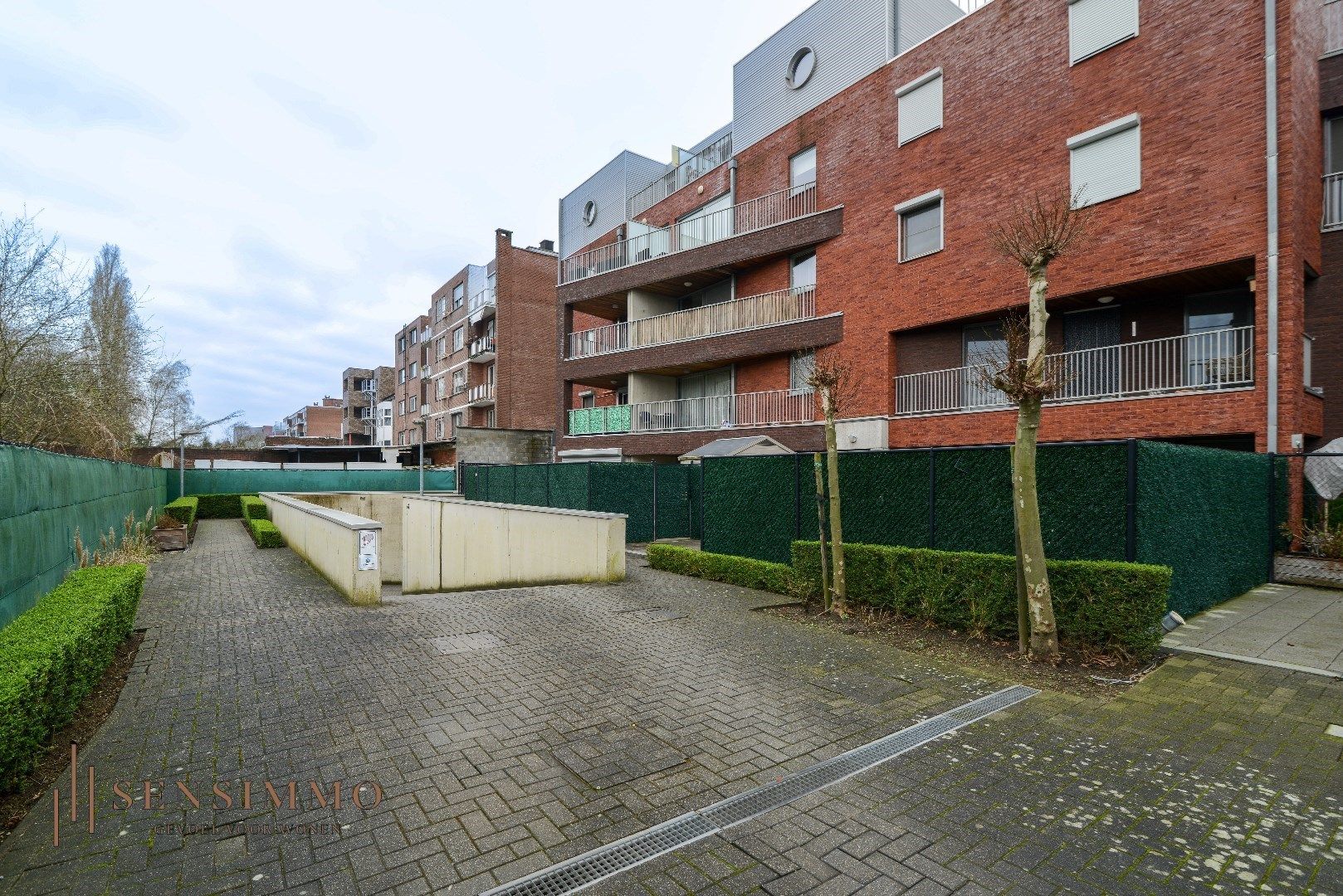 Ruim 2 slaapkamerappartement met privé terras, parking en kelderberging! foto 19