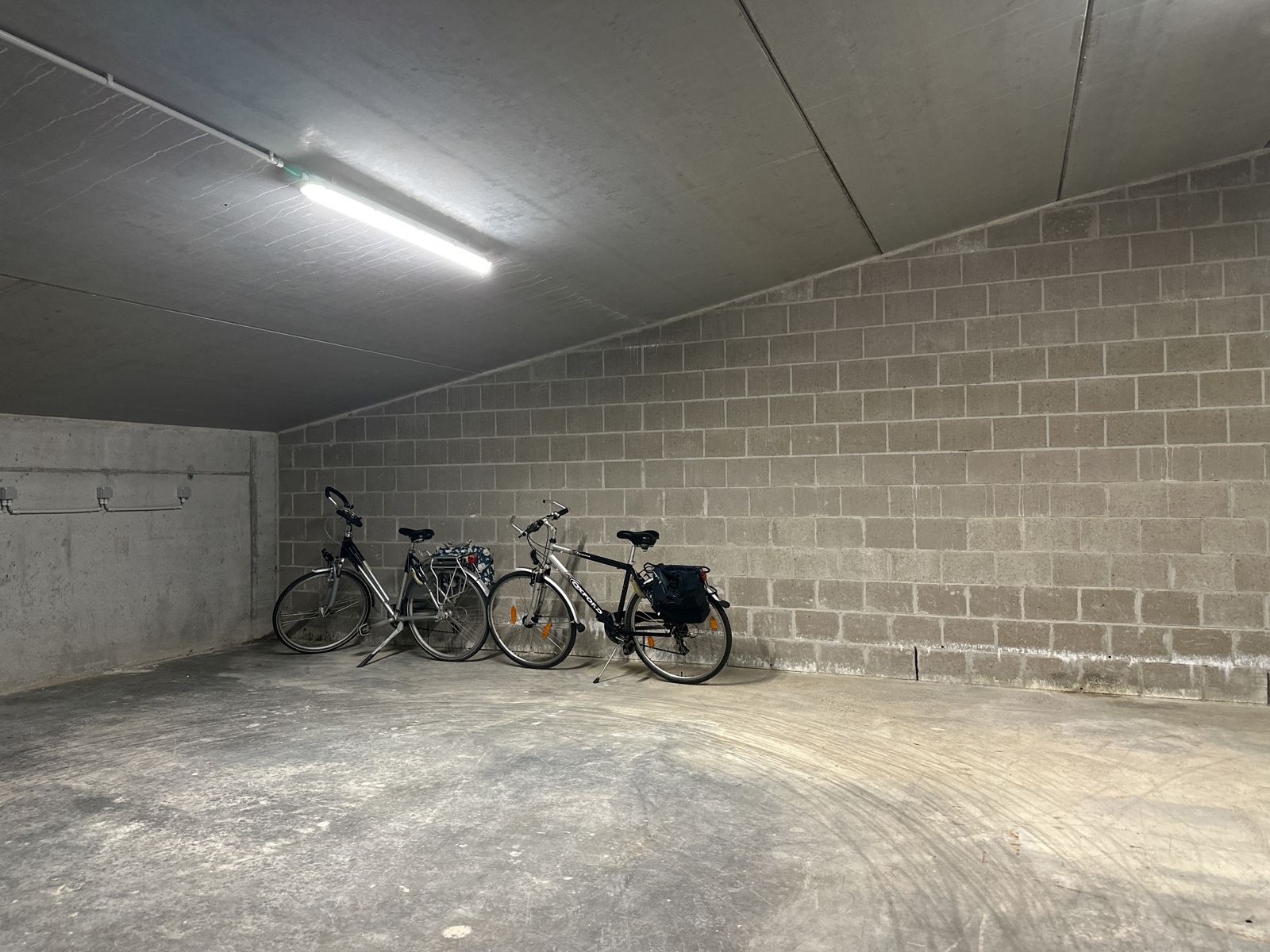 Nieuwbouwappartement met 2 slaapkamers en 2 terrassen! foto 15
