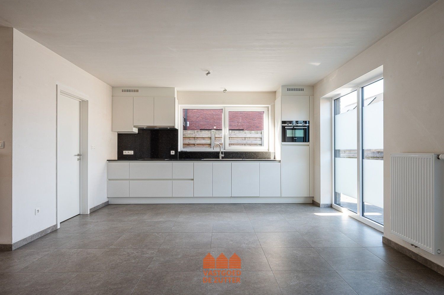 Ruime en energiezuinige woning in een rustige woonwijk te Sint-Laureins foto 5