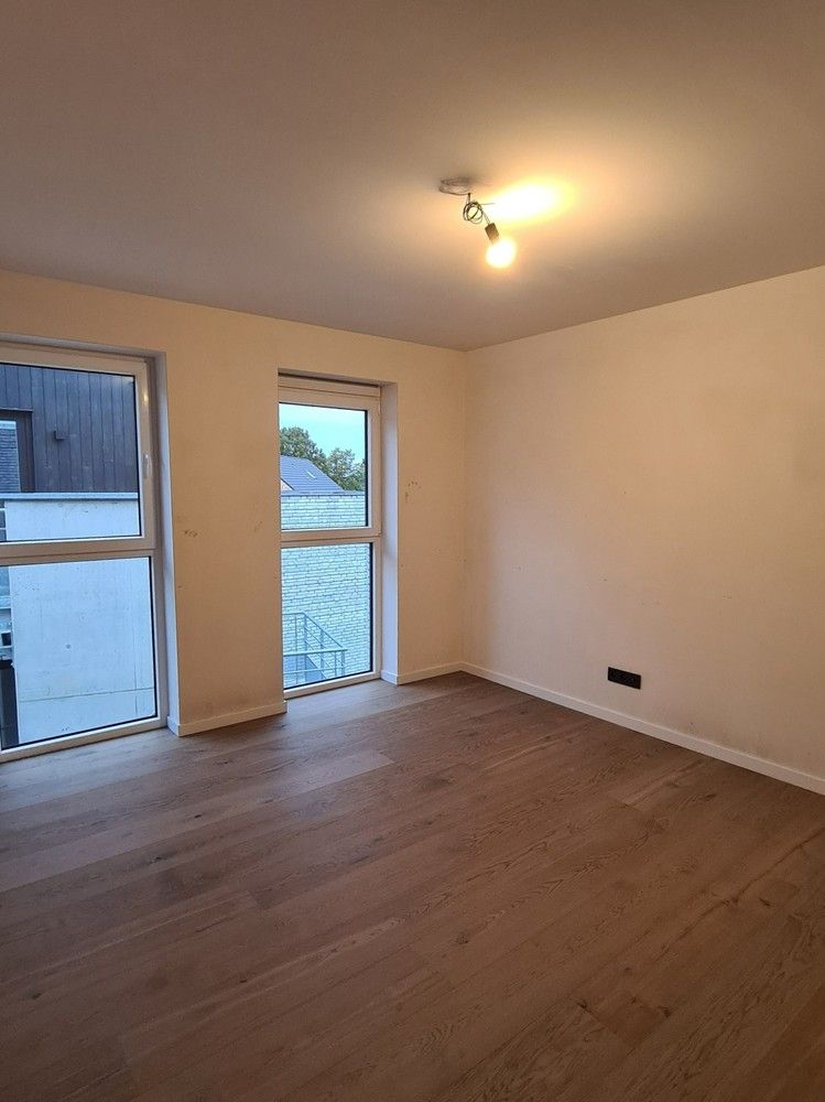 Luxe nieuwbouw 2 slpk appartement met mooi terras te Molenbeersel. foto 11