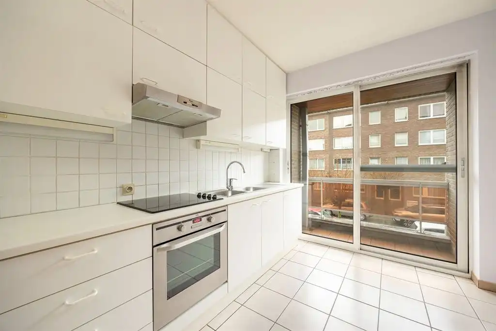 2 slpk-appartement met autostaanplaats in rustige woonwijk foto 4