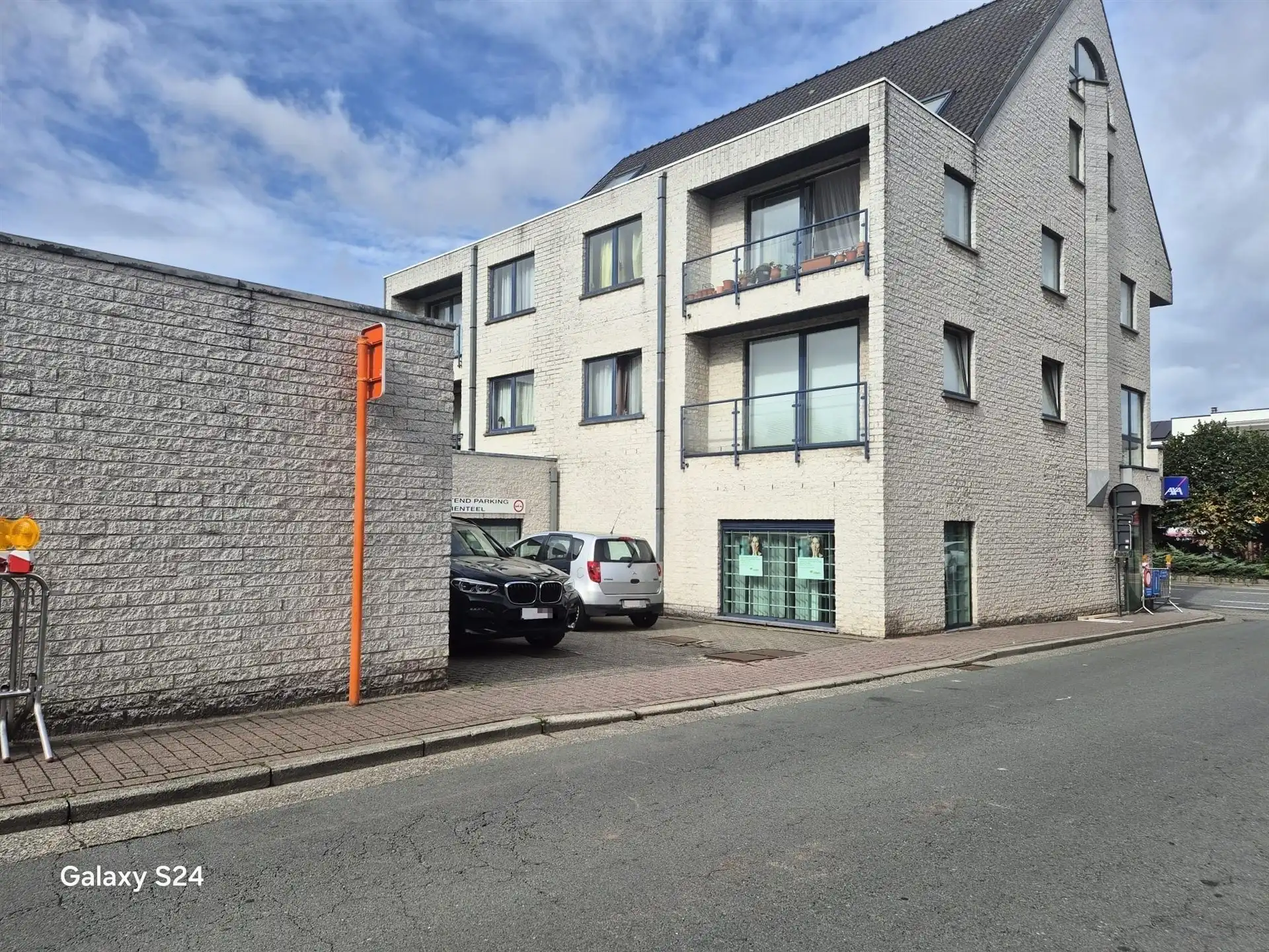 Ruim handelspand te huur – voormalig bankkantoor.  foto 19