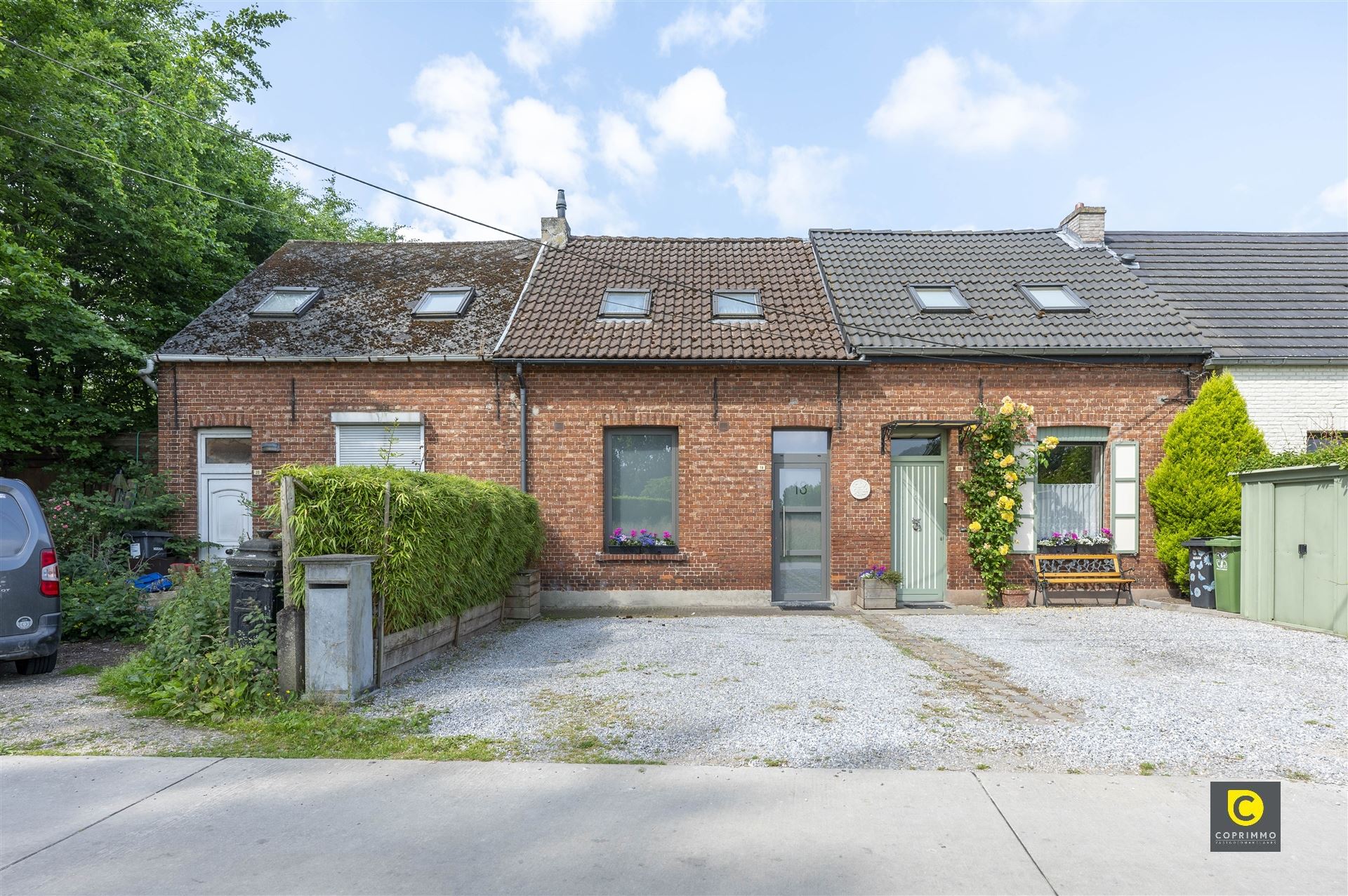 Instapklare woning met prachtige tuin foto {{pictureIndex}}