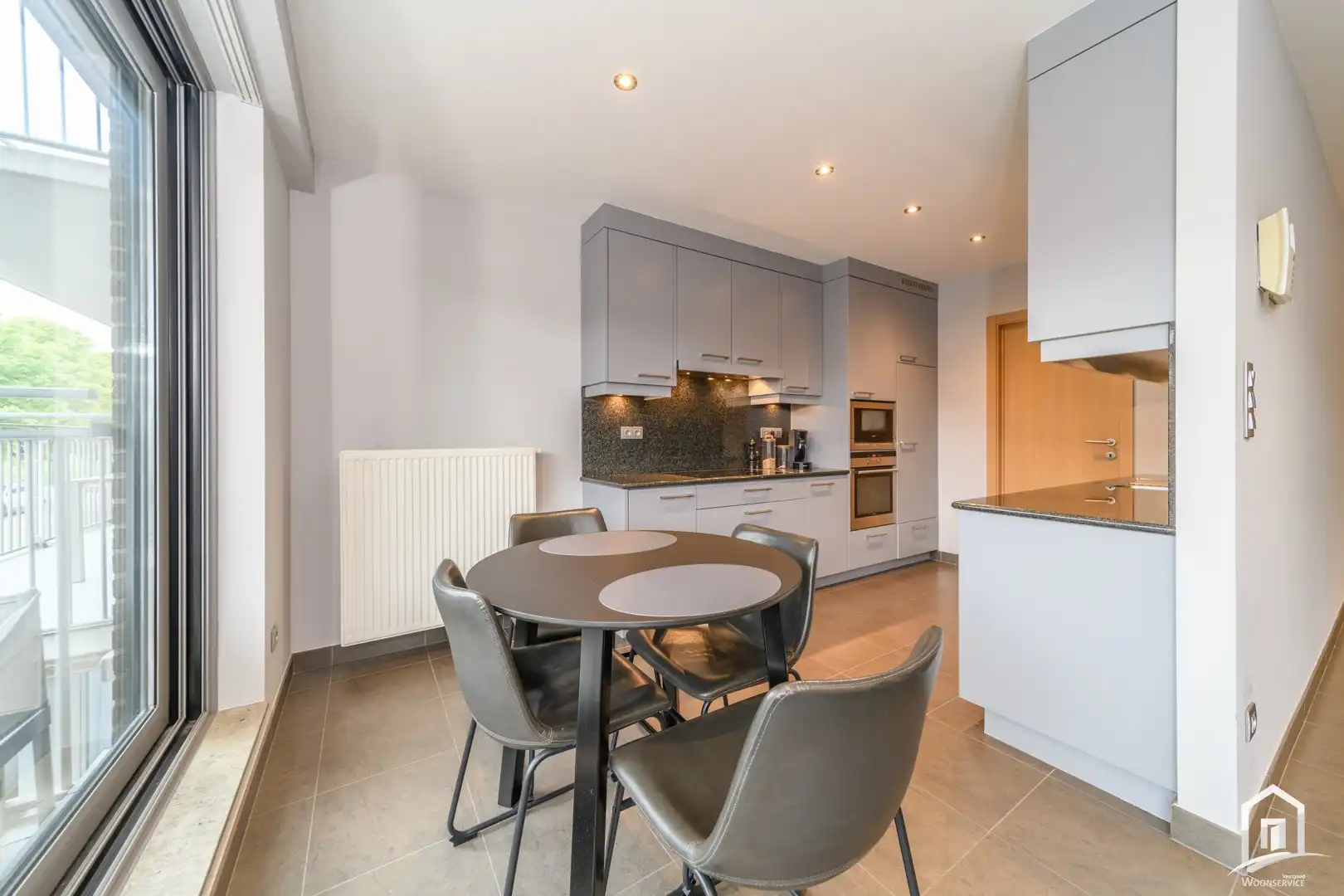Zeer mooi en gunstig gelegen appartement in hartje Ninove foto 10