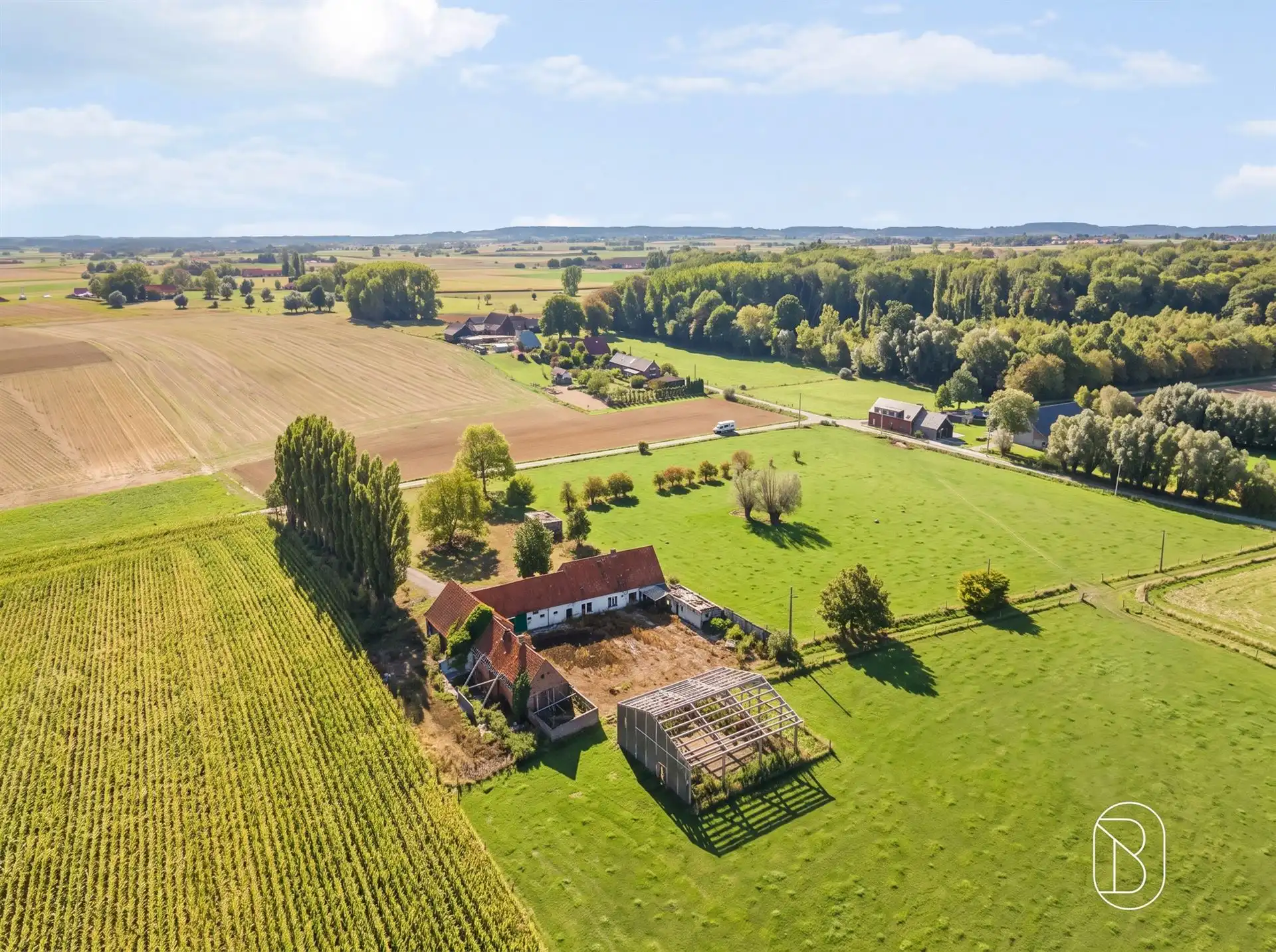 Uniek gelegen (af te breken) hoeve op maar liefst 8.282 m² foto 14