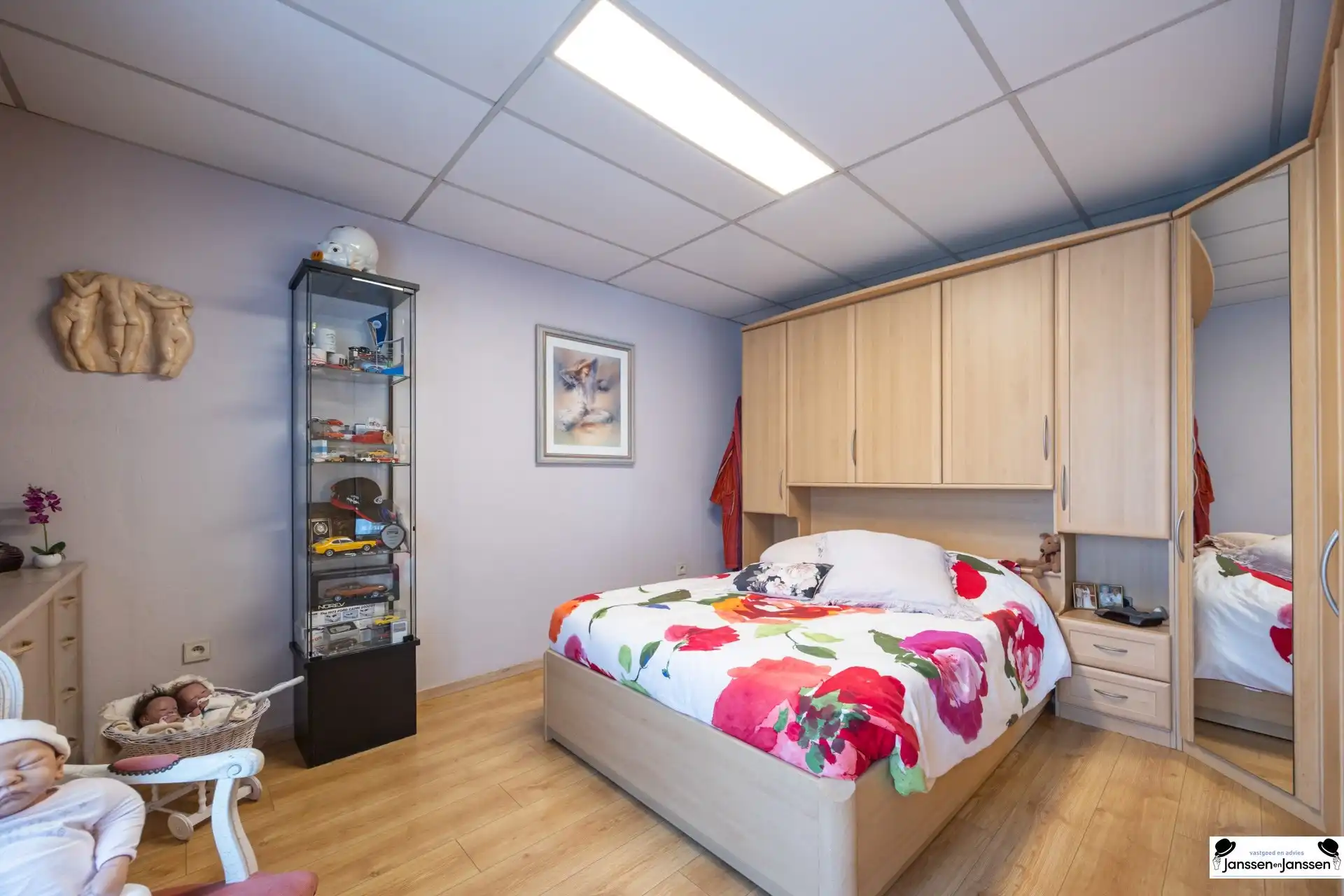 Ruim appartement in voormalige suikerfabriek Merksem foto 12