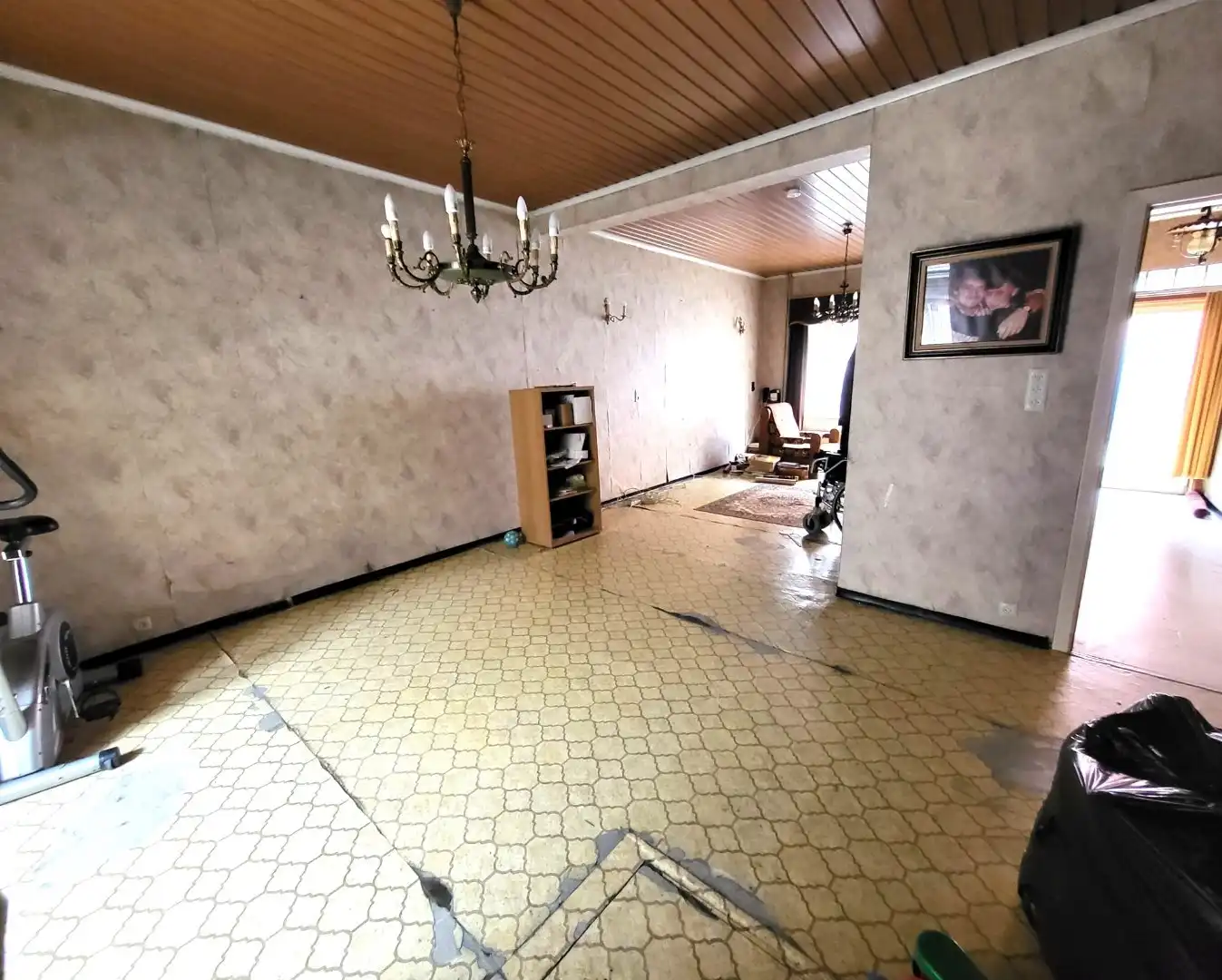 Te renoveren rijwoning. foto 3