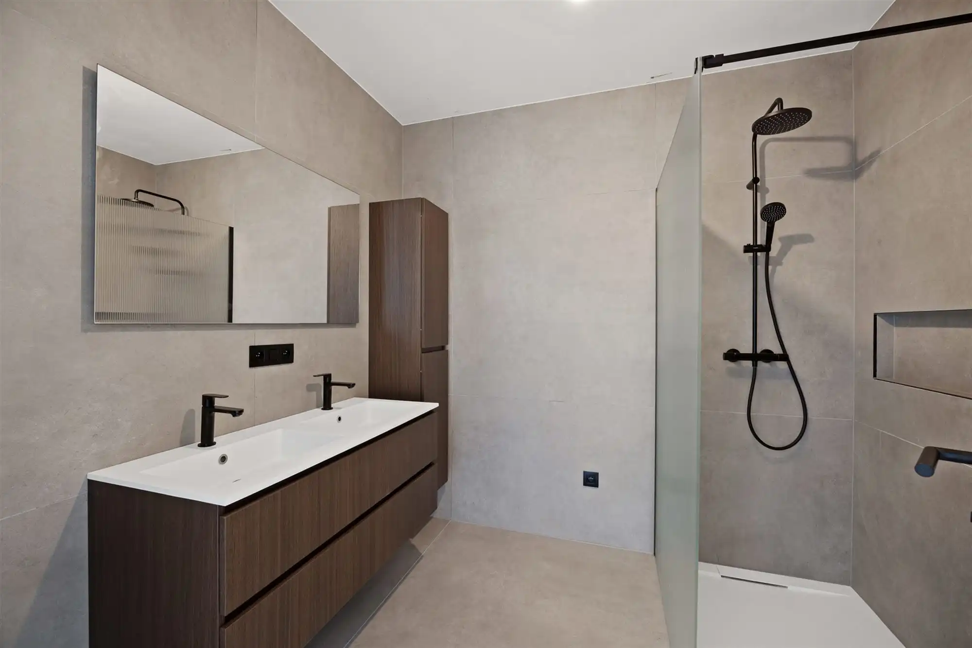 NIEUWBOUW APPARTEMENT VAN 105M² MET 2 SLAAPKAMERS EN TERRASSEN MET MOGELIJKHEID TOT AANKOOP 6% BTW! foto 11