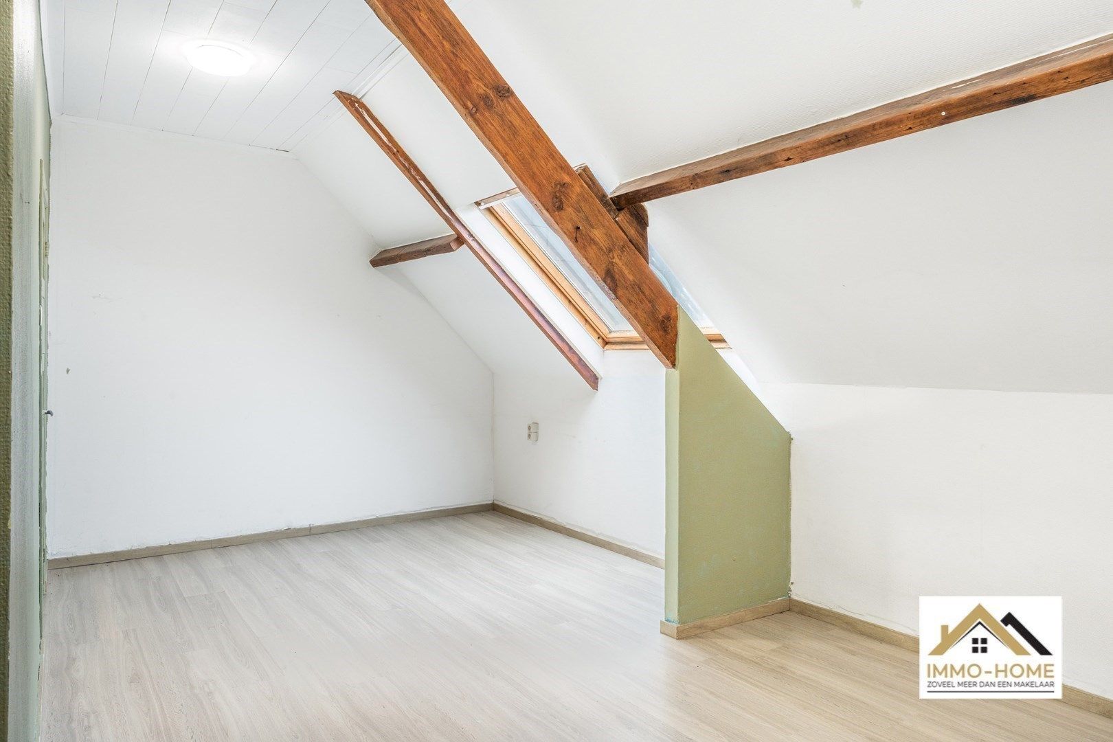 Handelspand + privé woonst op topligging te Lokeren foto 15