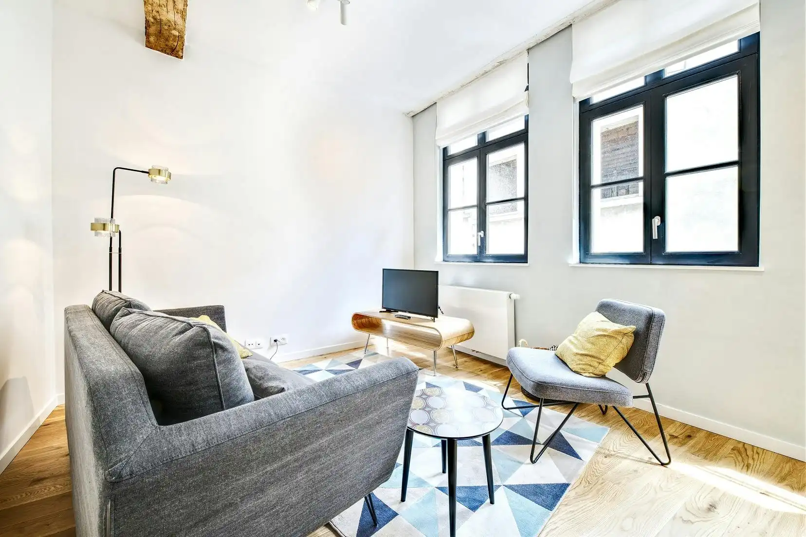 Gemeubeld appartement met slaapkamer aan Grote Markt Brussel foto {{pictureIndex}}