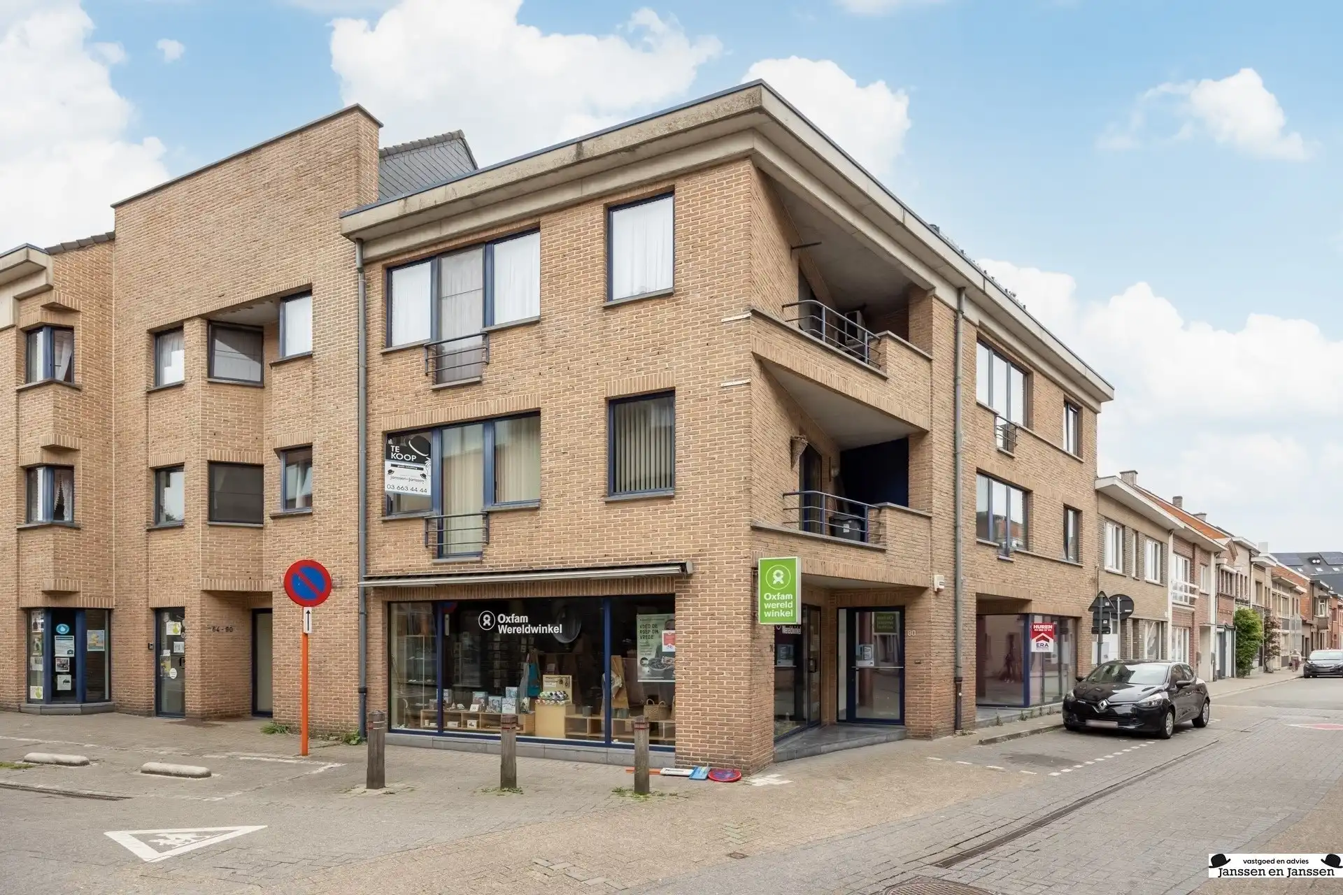 Lichtrijk instapklaar 2 kamer appartement in centrum Temse foto 12