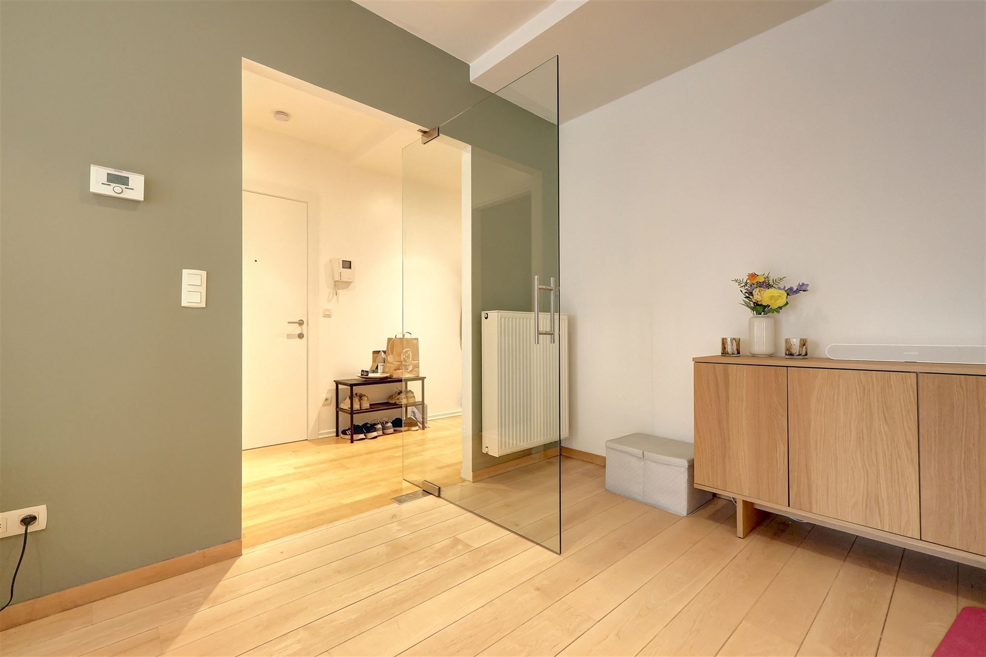 Appartement met twee slaapkamers en terras foto 6