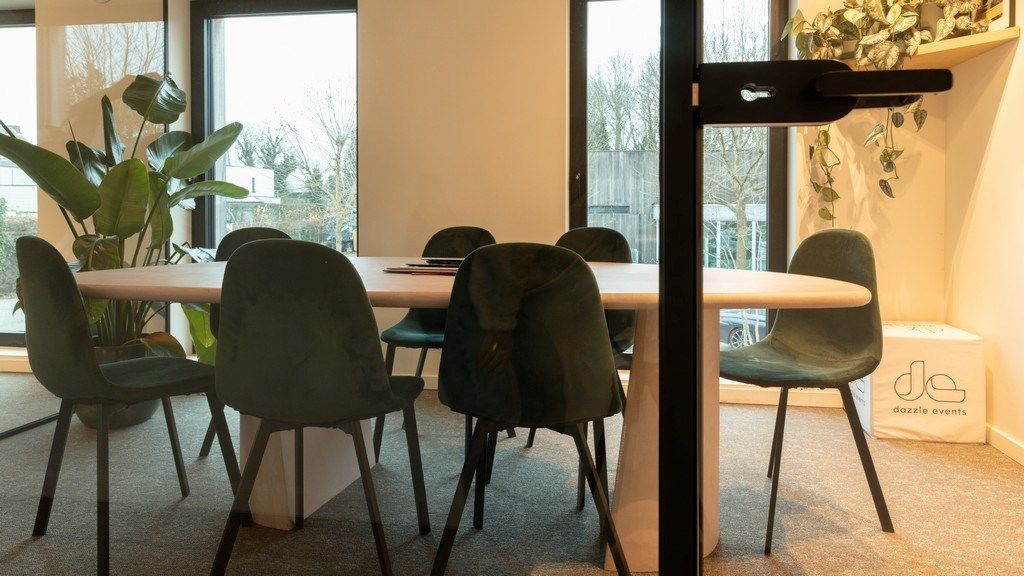 Instapklaar en ingericht kantoor te huur in Sint-Amandsberg foto 7