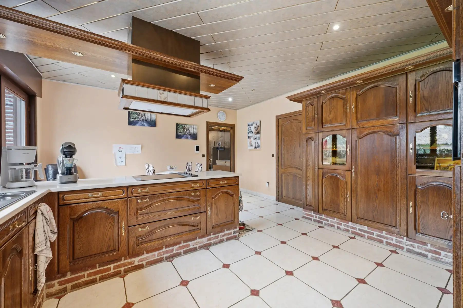 Villa van 329m² met 4 slpk op 1583m² te ITEGEM foto 14