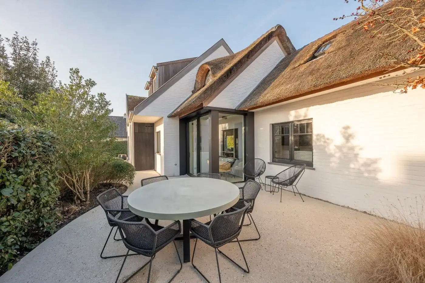 Charmante alleenstaande villa verscholen in een rustige laan te Knokke foto 17