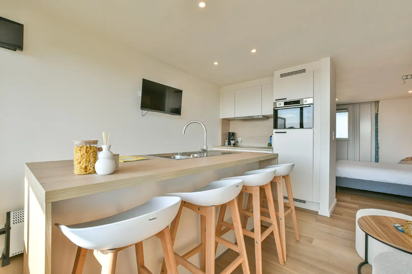 Verzorgd éénslaapkamerappartement met terras en staanplaats in Vosseslag foto 3