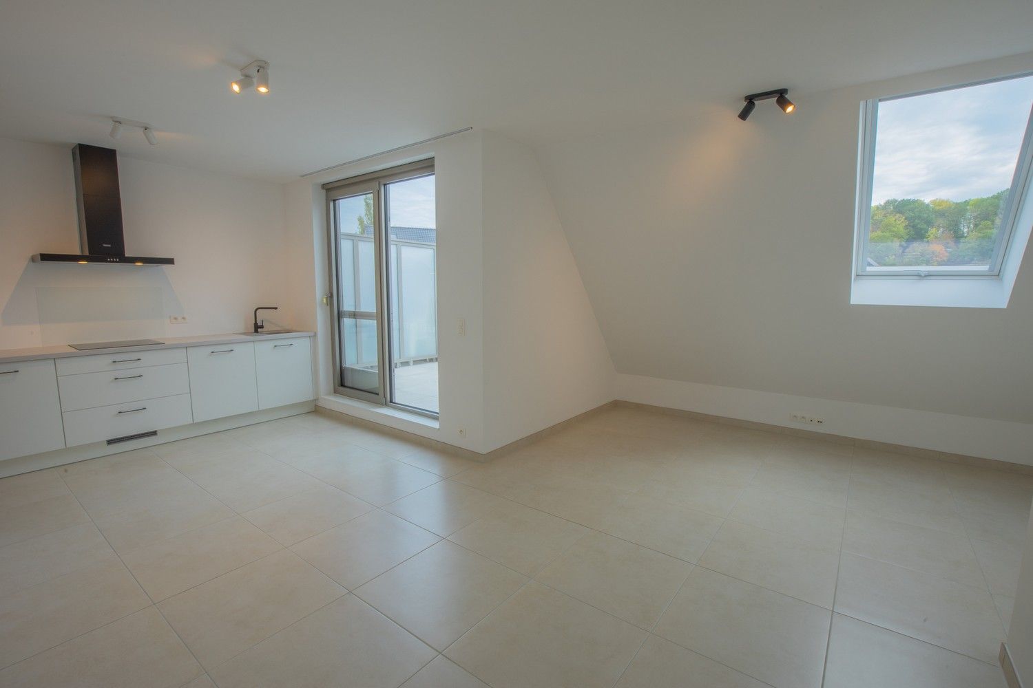 Energiezuinig één-slaapkamerappartement te huur in Residentie Luster foto {{pictureIndex}}