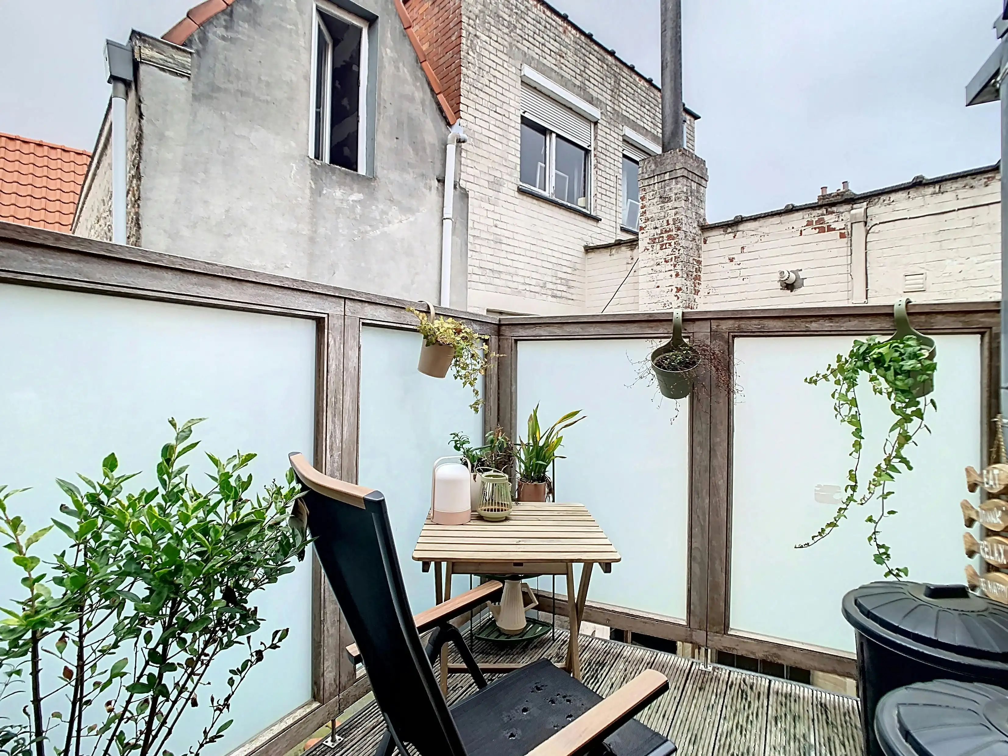 Appartement met 1 slaapkamer en terras te koop in Brugge foto 6