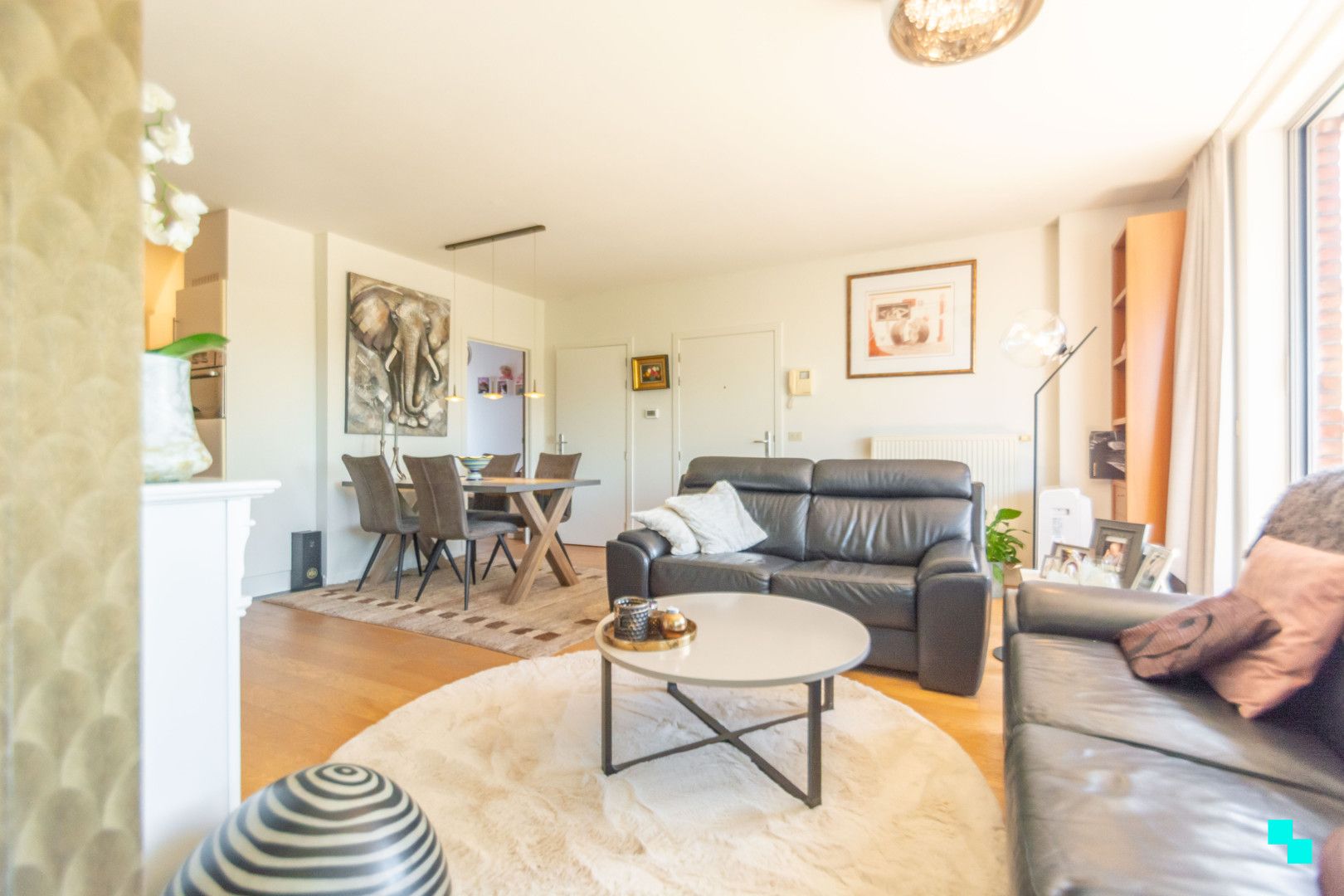 Tweeslaapkamerappartement met ruim terras in het dorp van Merelbeke foto 7