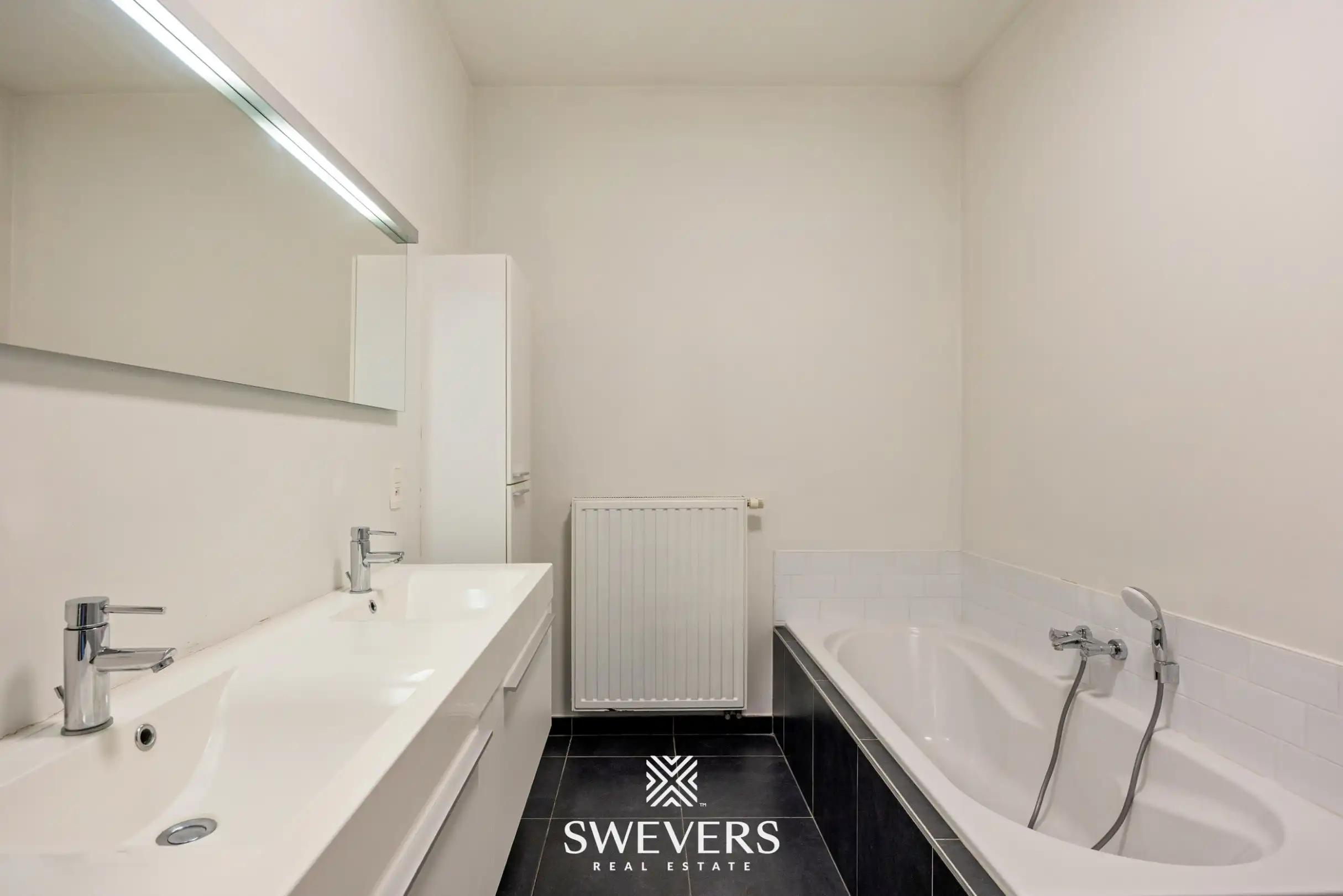 Instapklaar 2-slaapkamer appartement met zeer ruim terras in Quartier Blue Hasselt foto 11